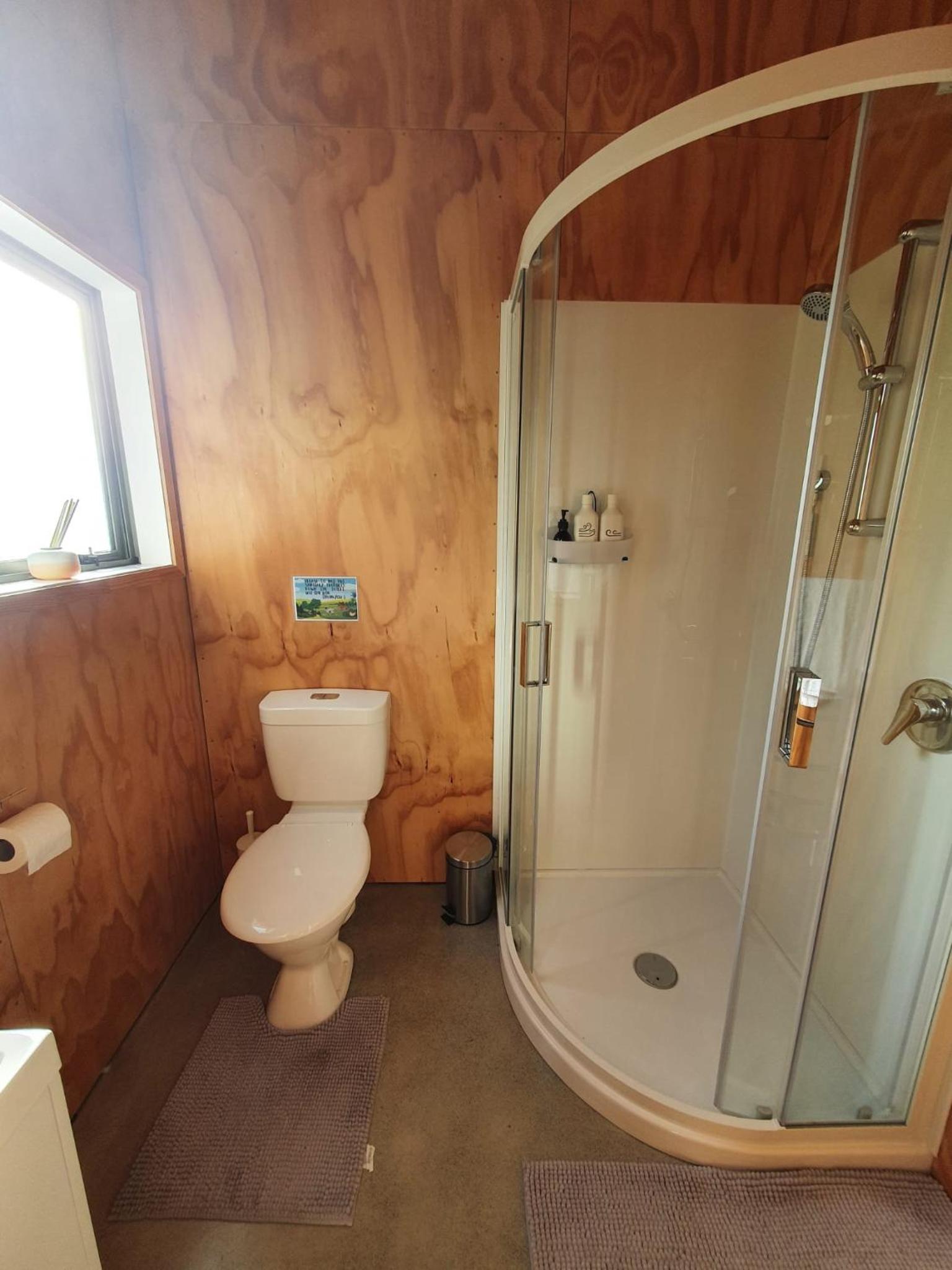 Queen Suite photo 1