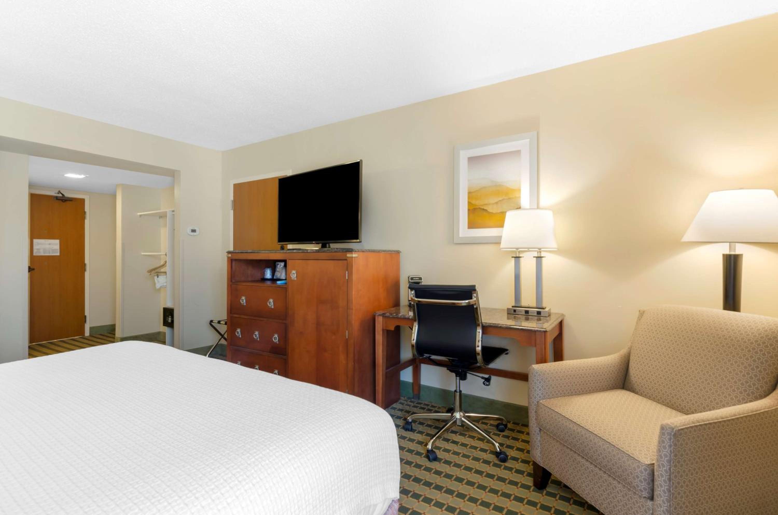 King Room - Disability Access - Photo 1