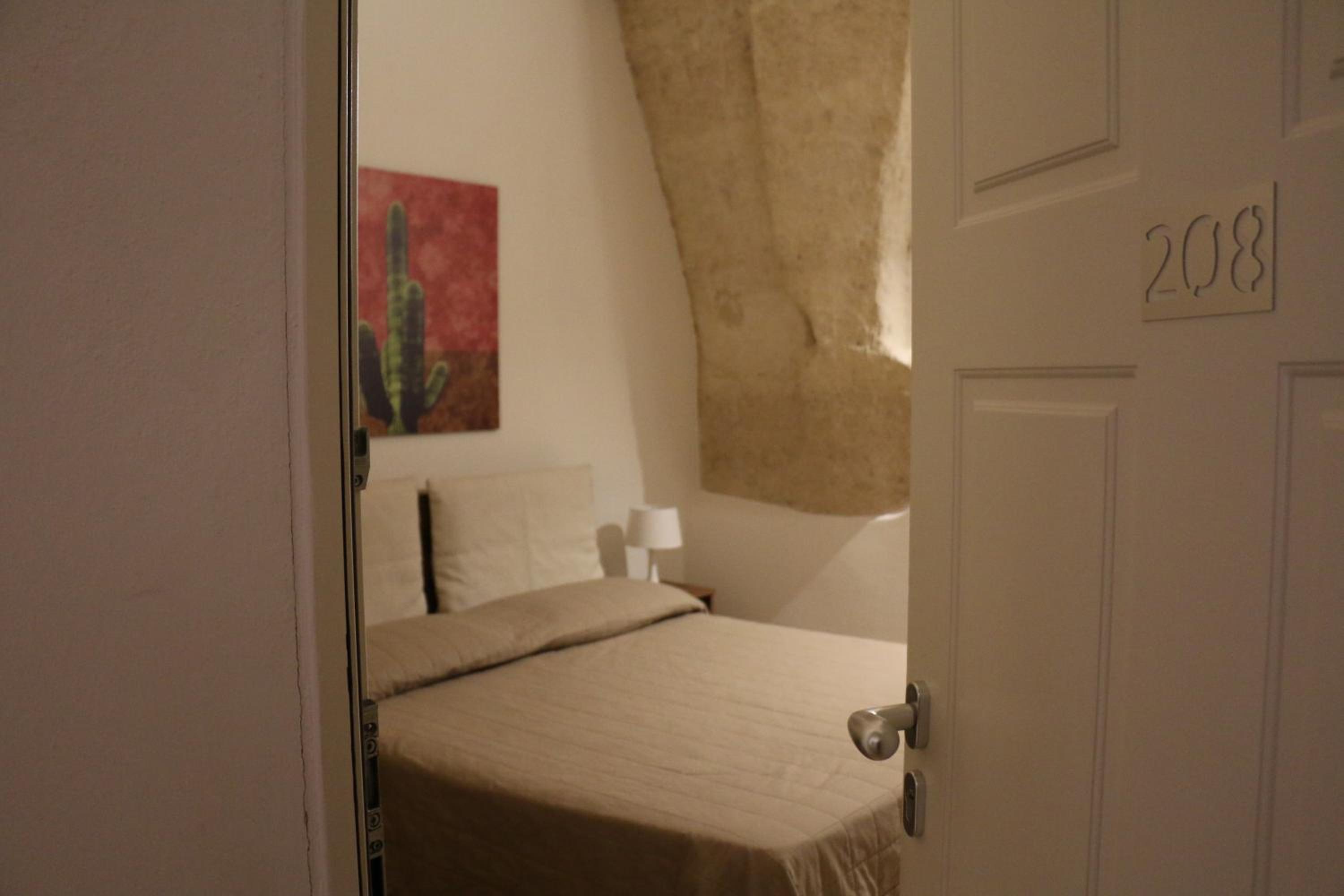 Deluxe Room - Annex - Photo 33