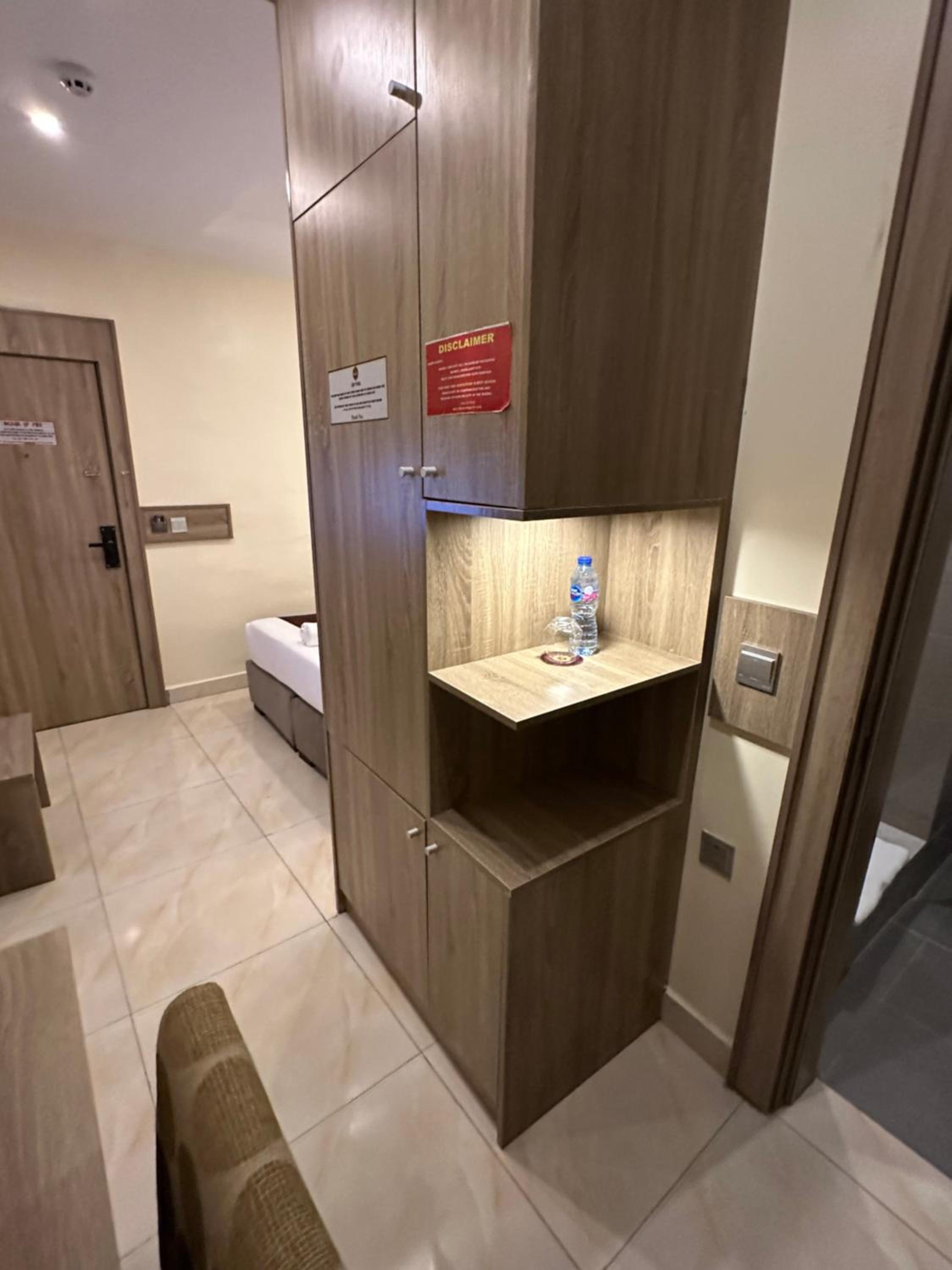 Deluxe Room - Photo 4
