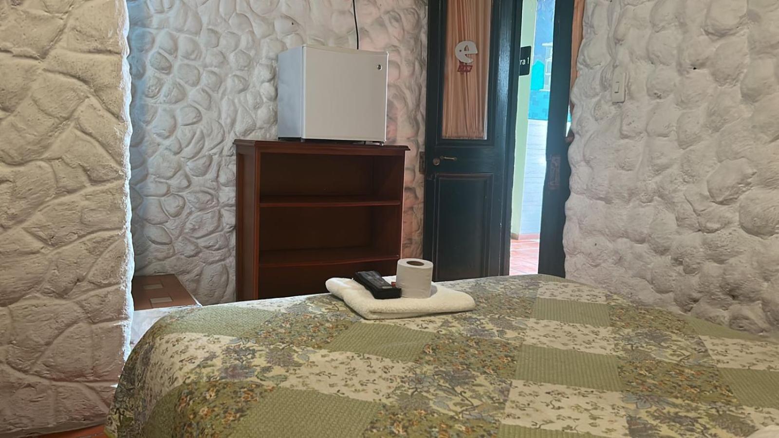Quadruple Room with Private Bathroom photo 1