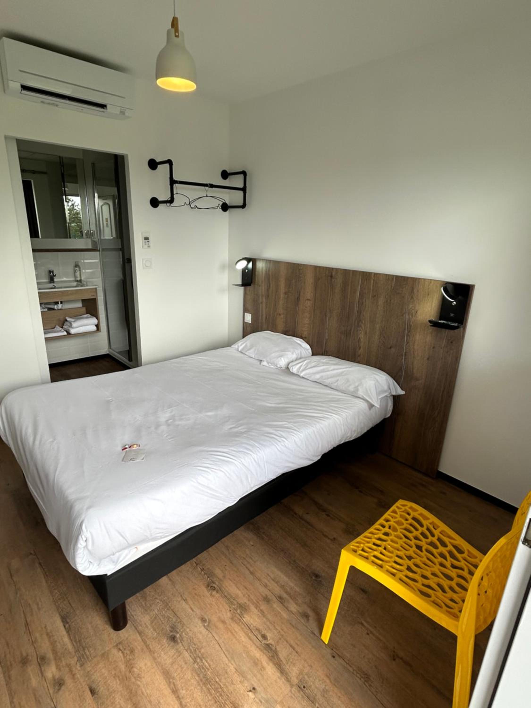 Double Room - Photo 4