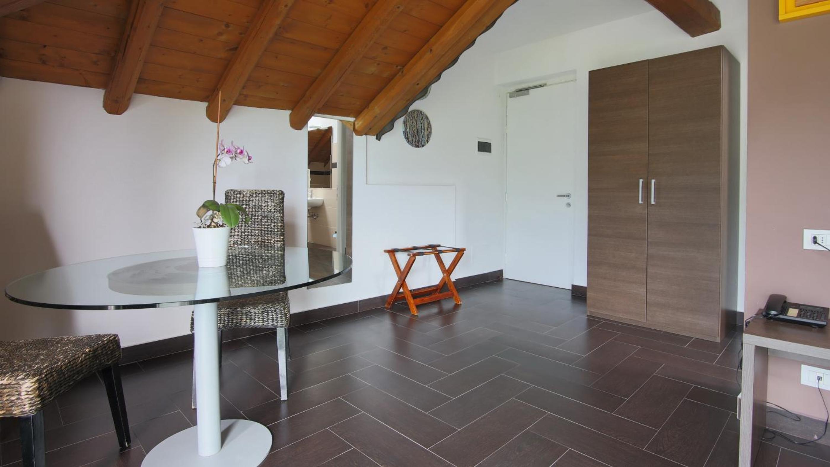 Superior Double Room - Photo 14