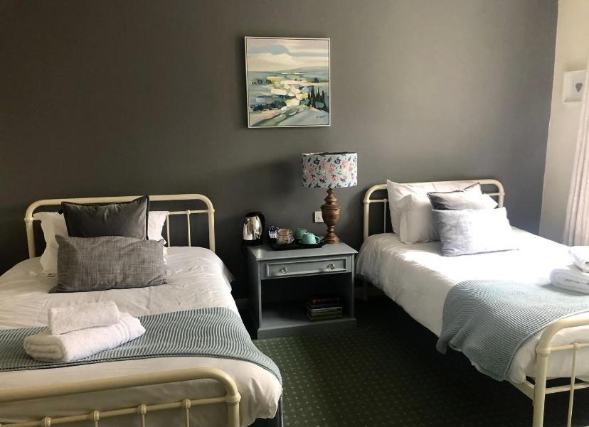 Large Twin Room photo 1