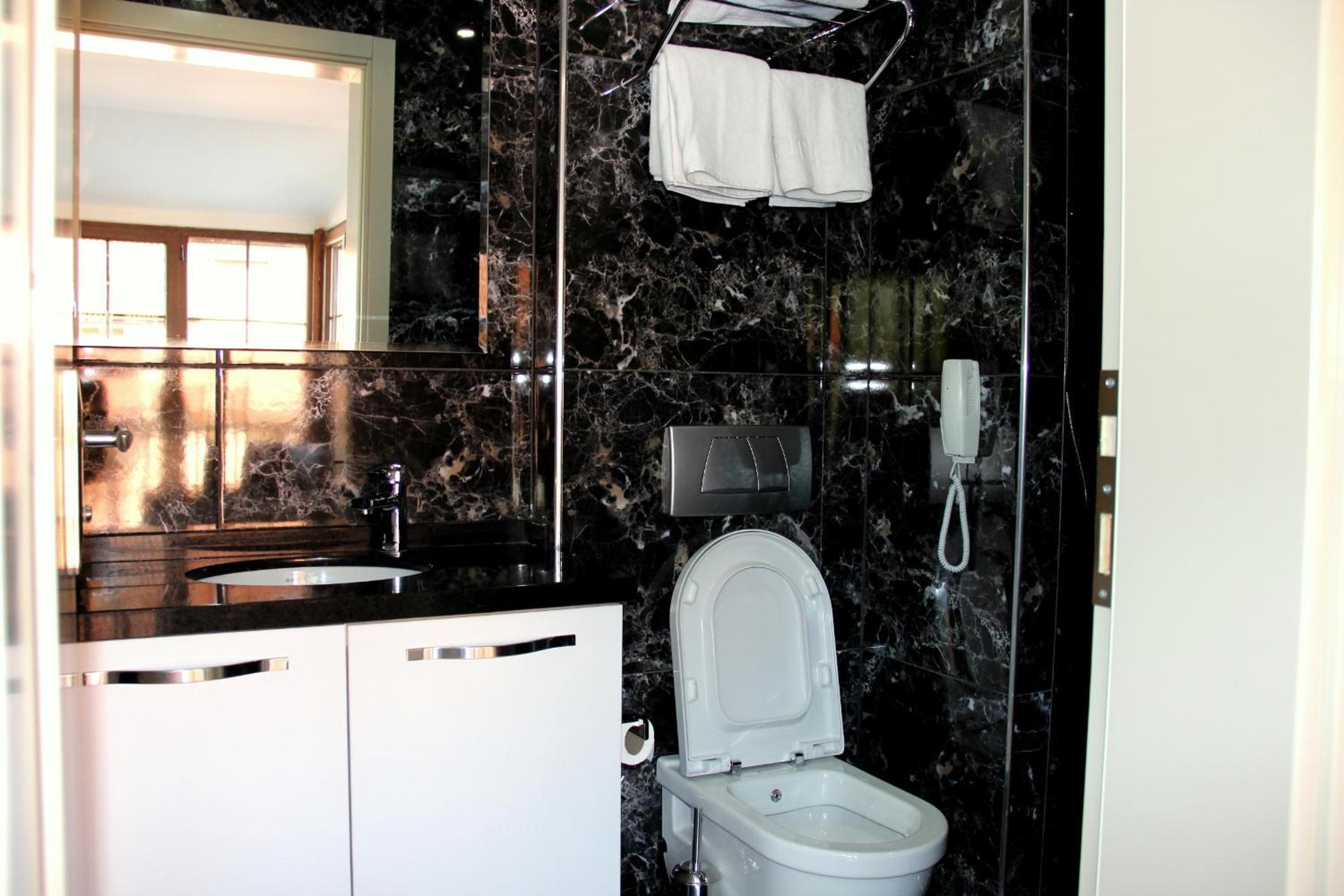 Family Suite photo 2