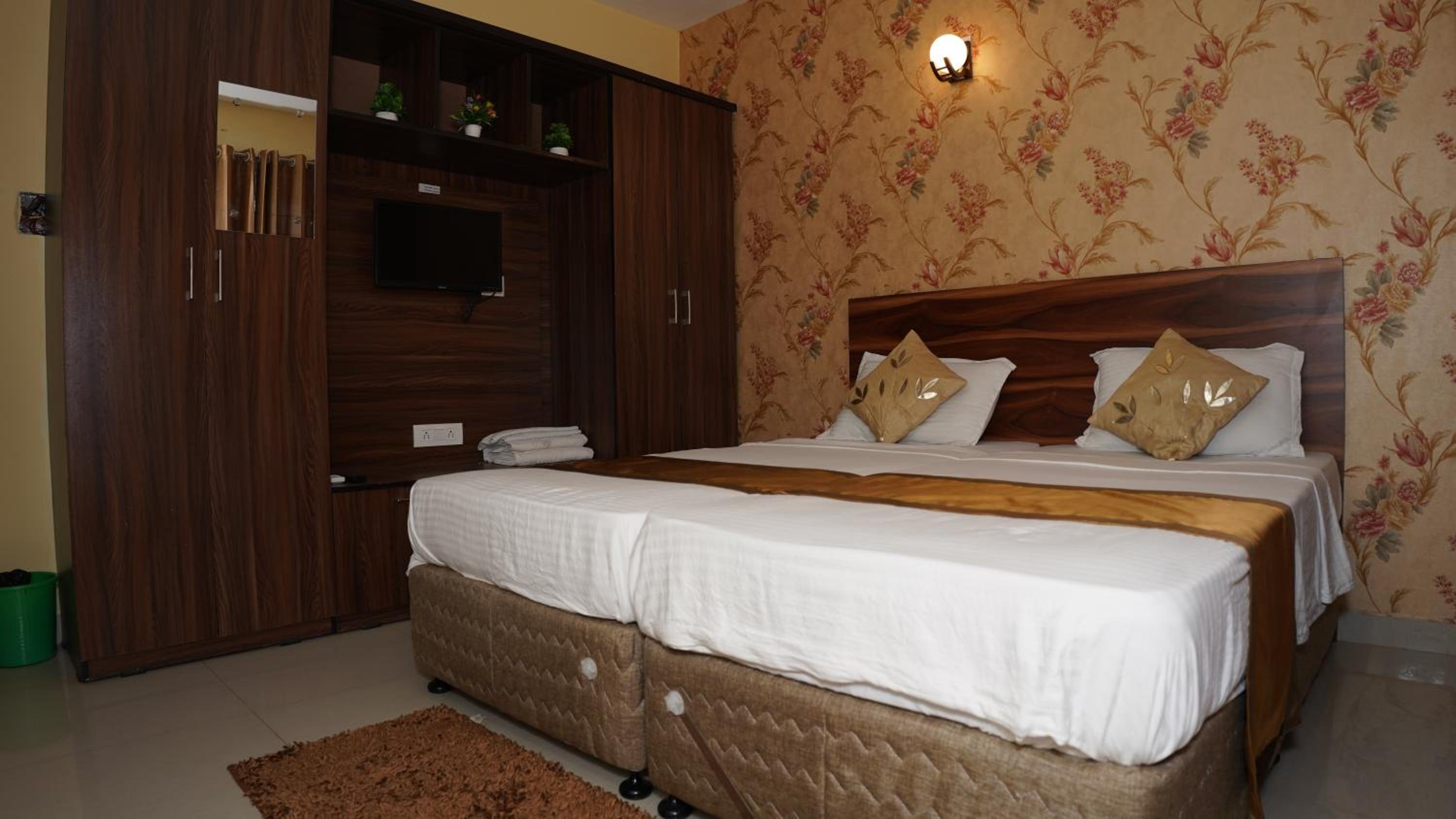 Deluxe Double Room photo 2