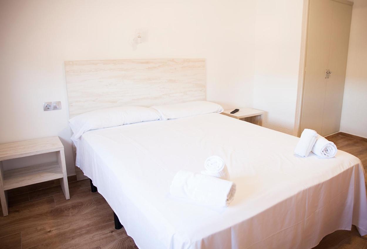 Double or Twin Room photo 2