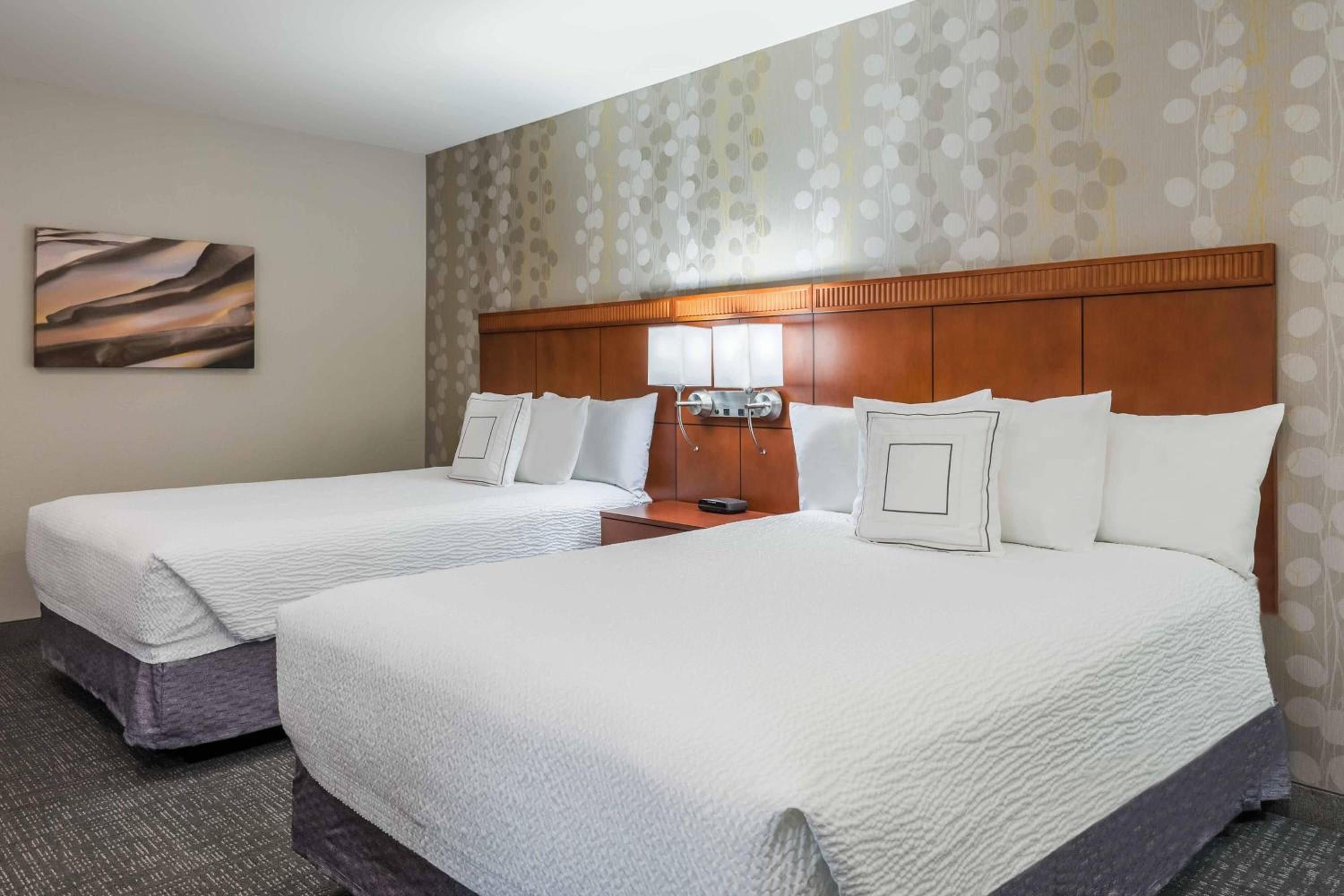 Double Room with Two Double Beds and Sofa Bed photo 1