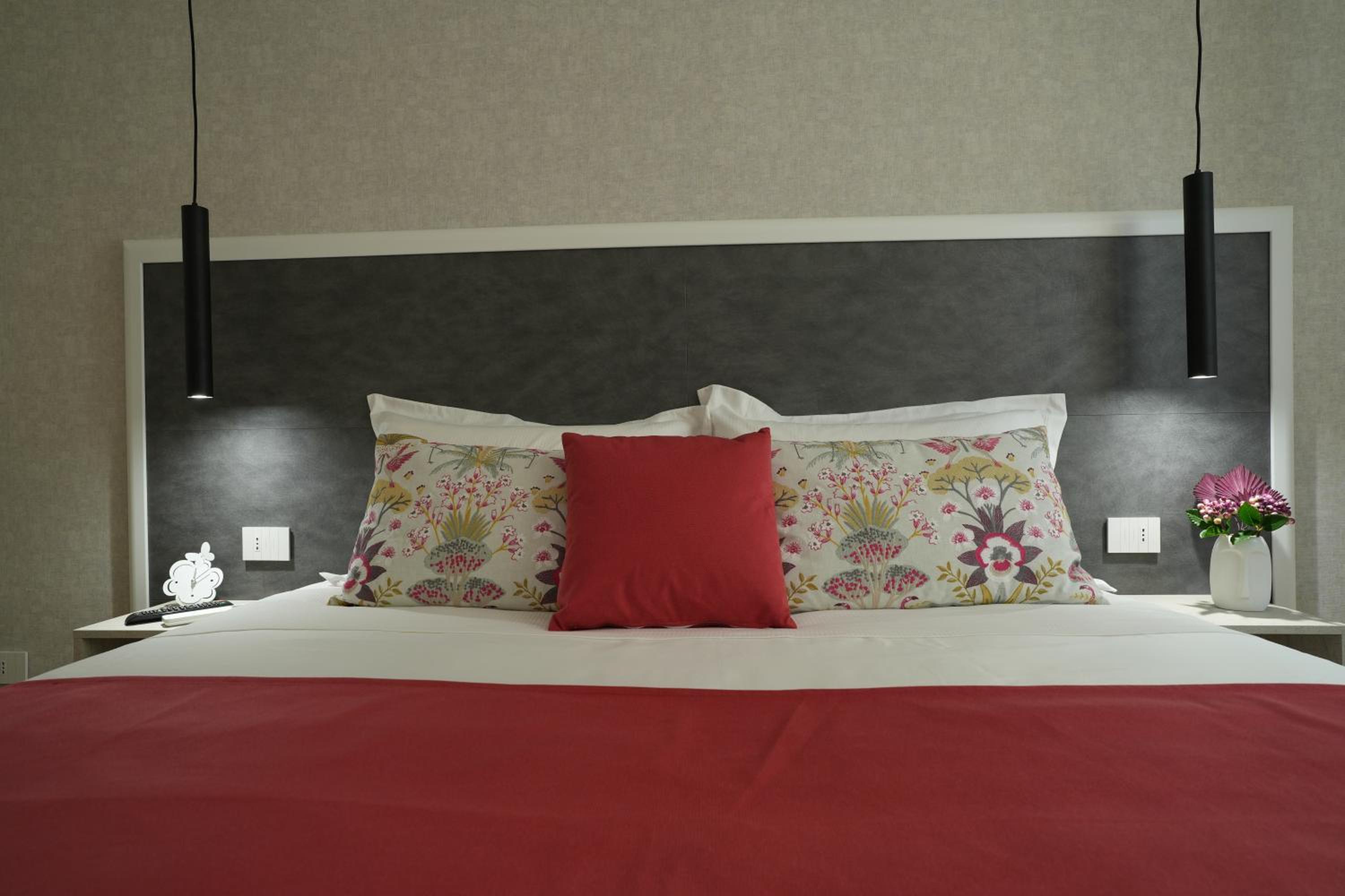 Deluxe Triple Room photo 3