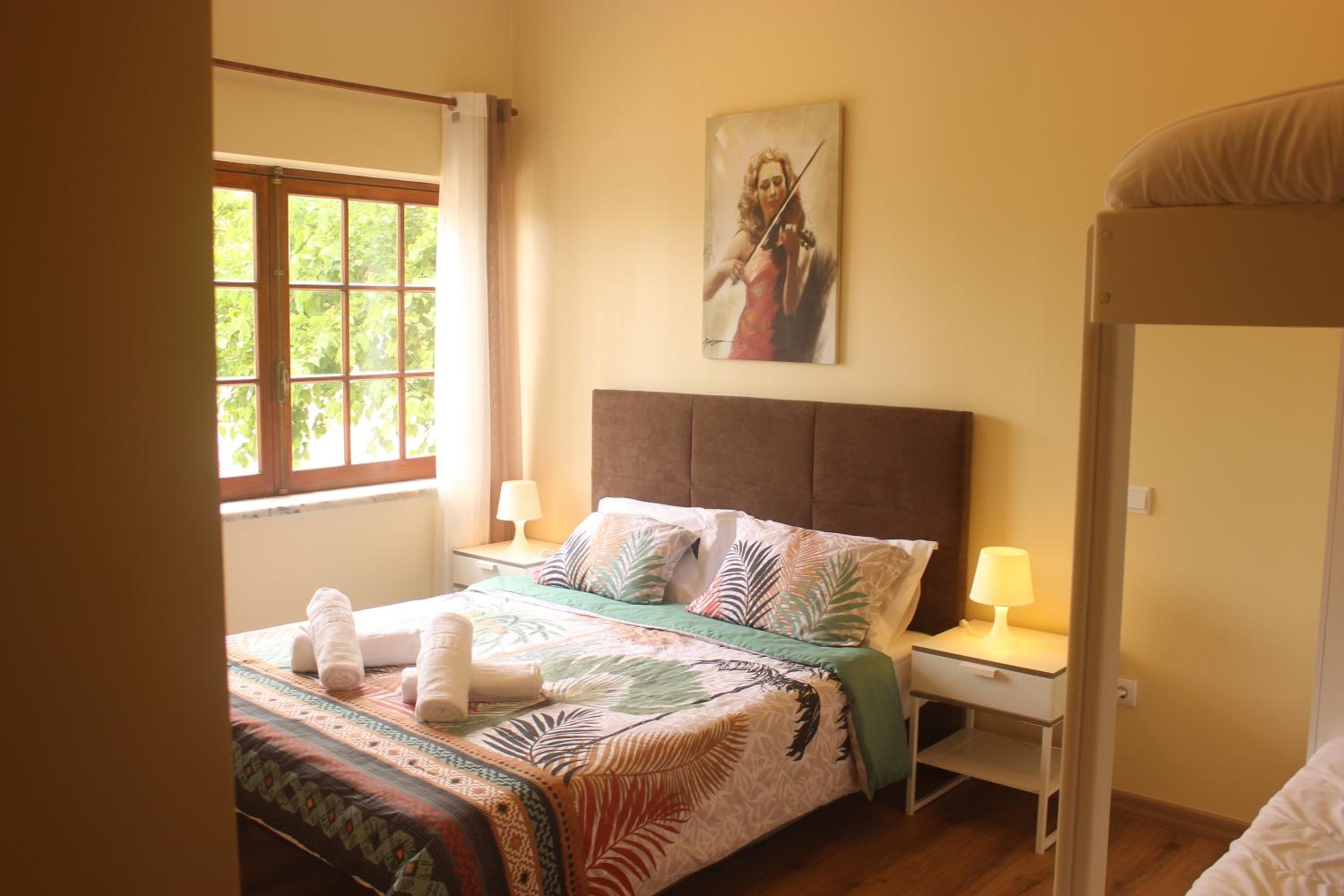 Deluxe Family Room photo 2