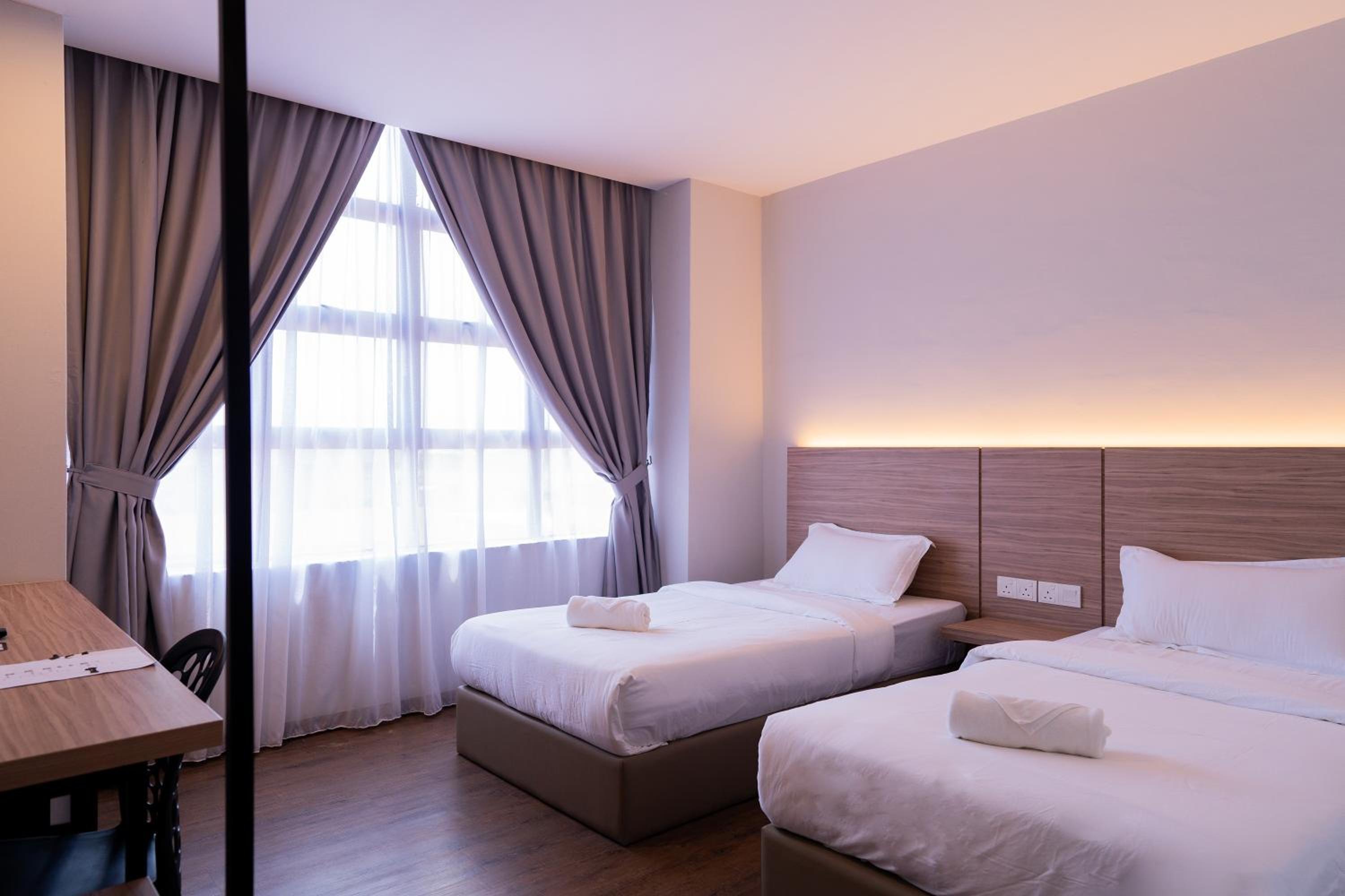 Deluxe Twin Room - Photo 4