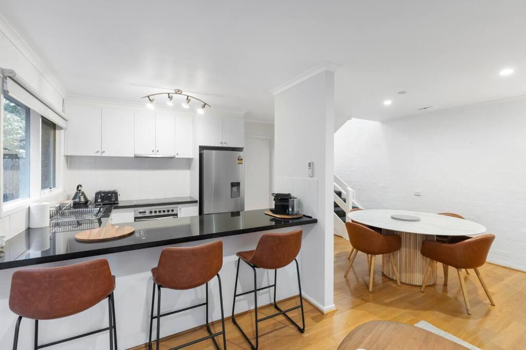 Two-Bedroom Apartment photo 2