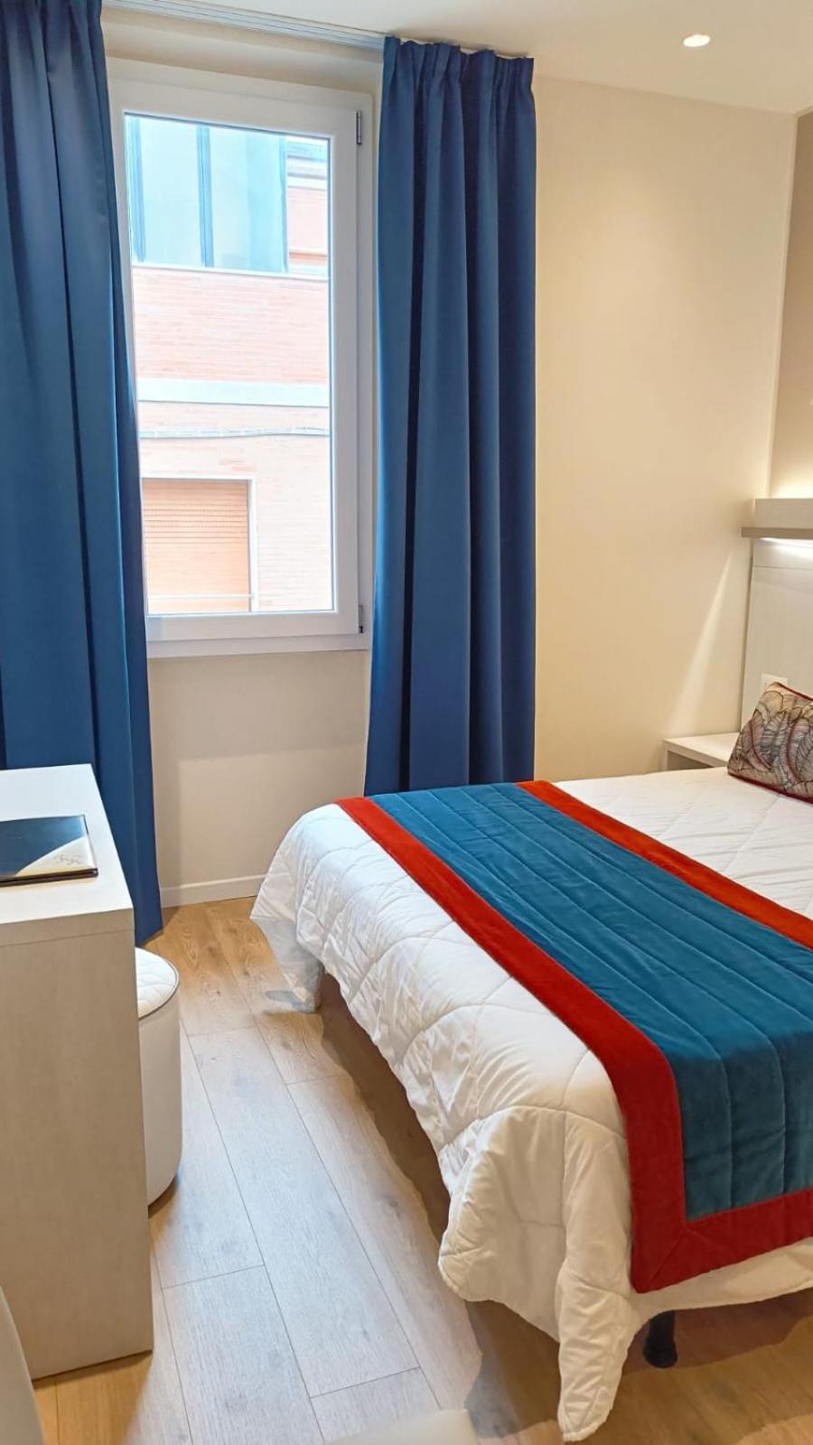 Standard Double Room photo 2