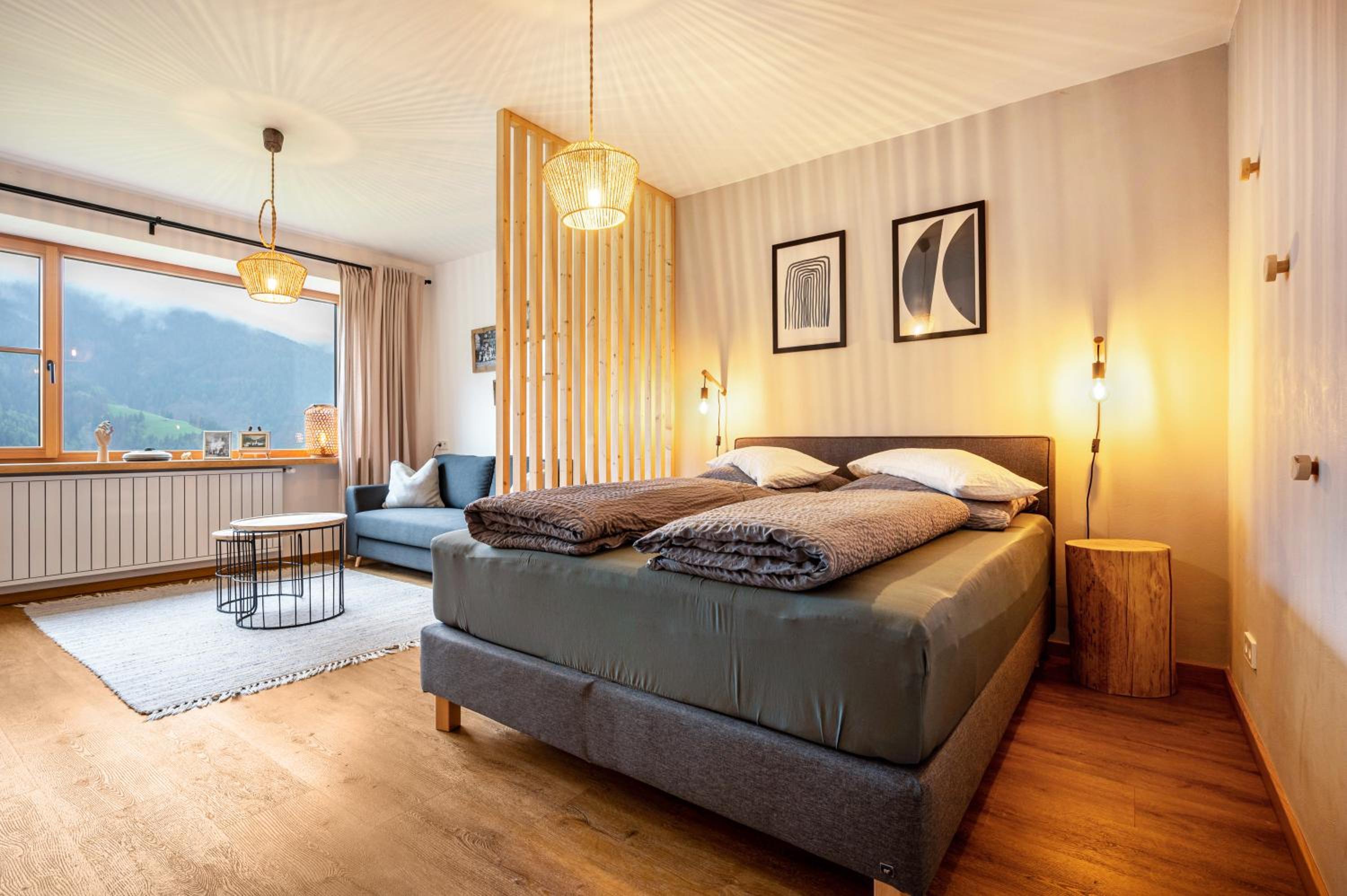 Two-Bedroom Deluxe Apartment with Garden View photo 1