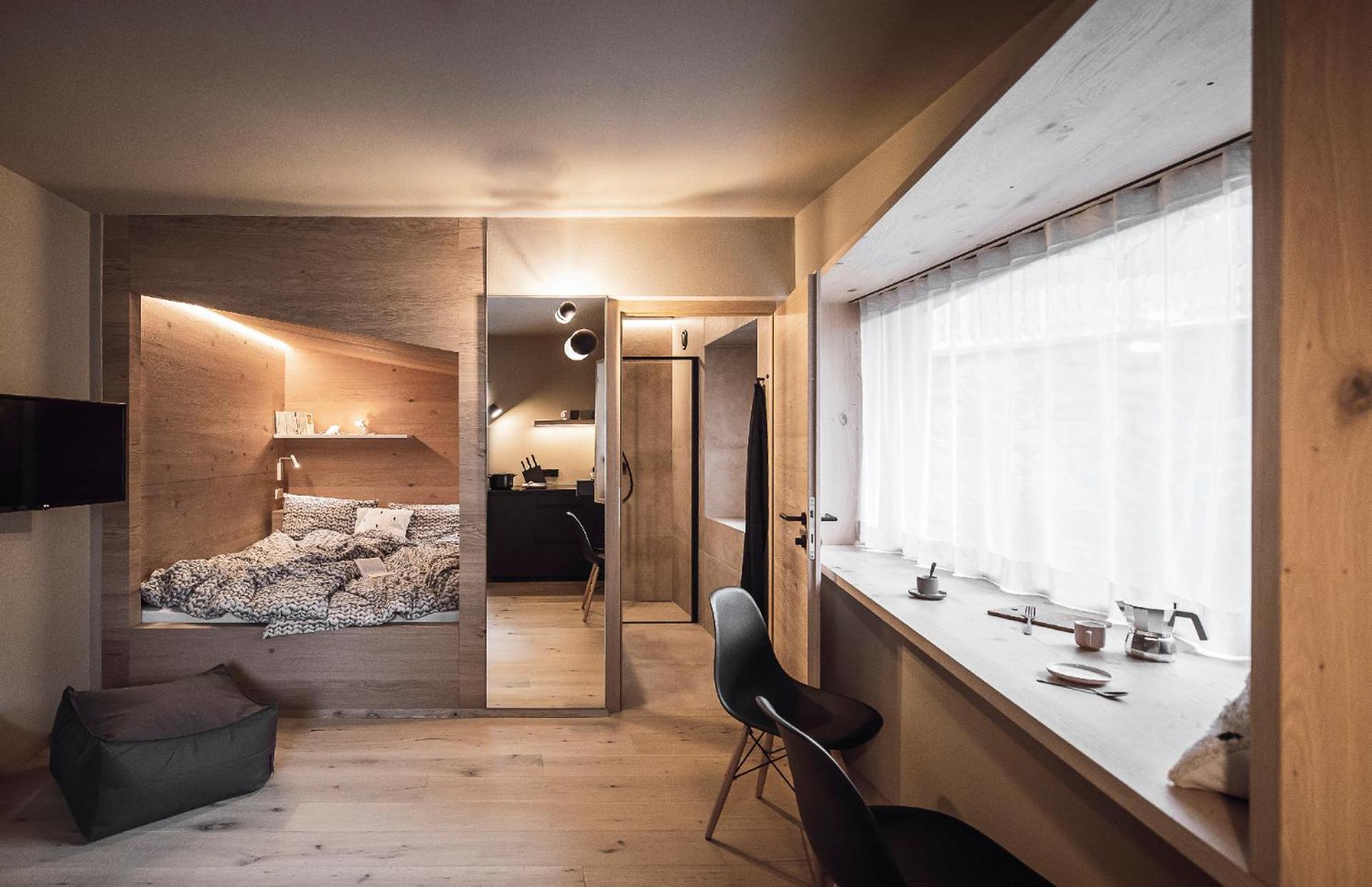One-Bedroom Apartment with Garden View