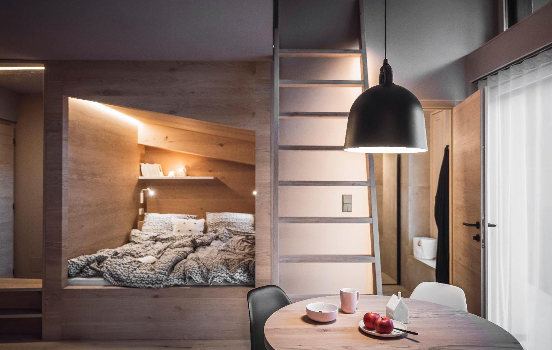 Superior One-Bedroom Apartment with Balcony
