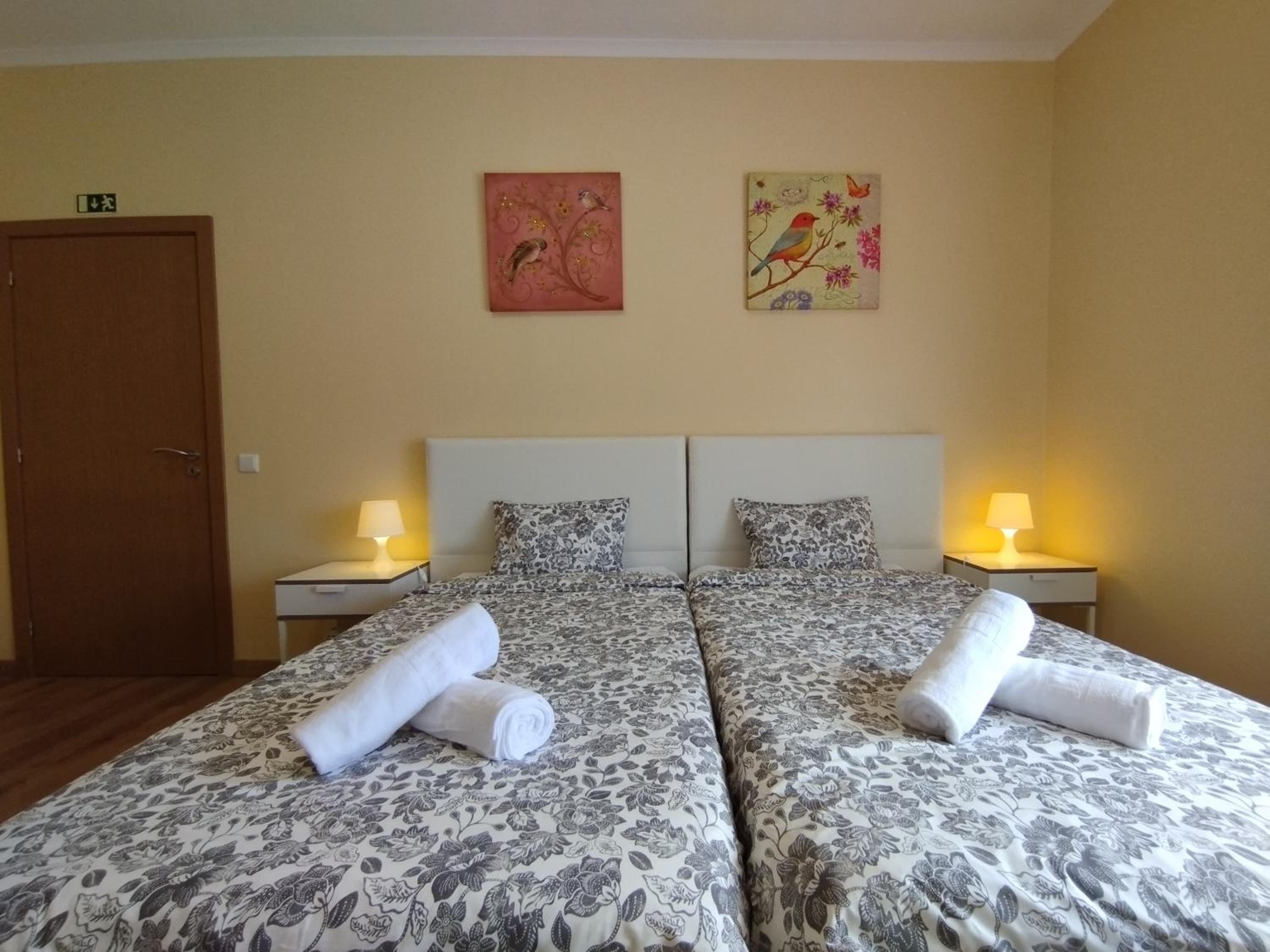 Quadruple Room with Private Bathroom photo 3
