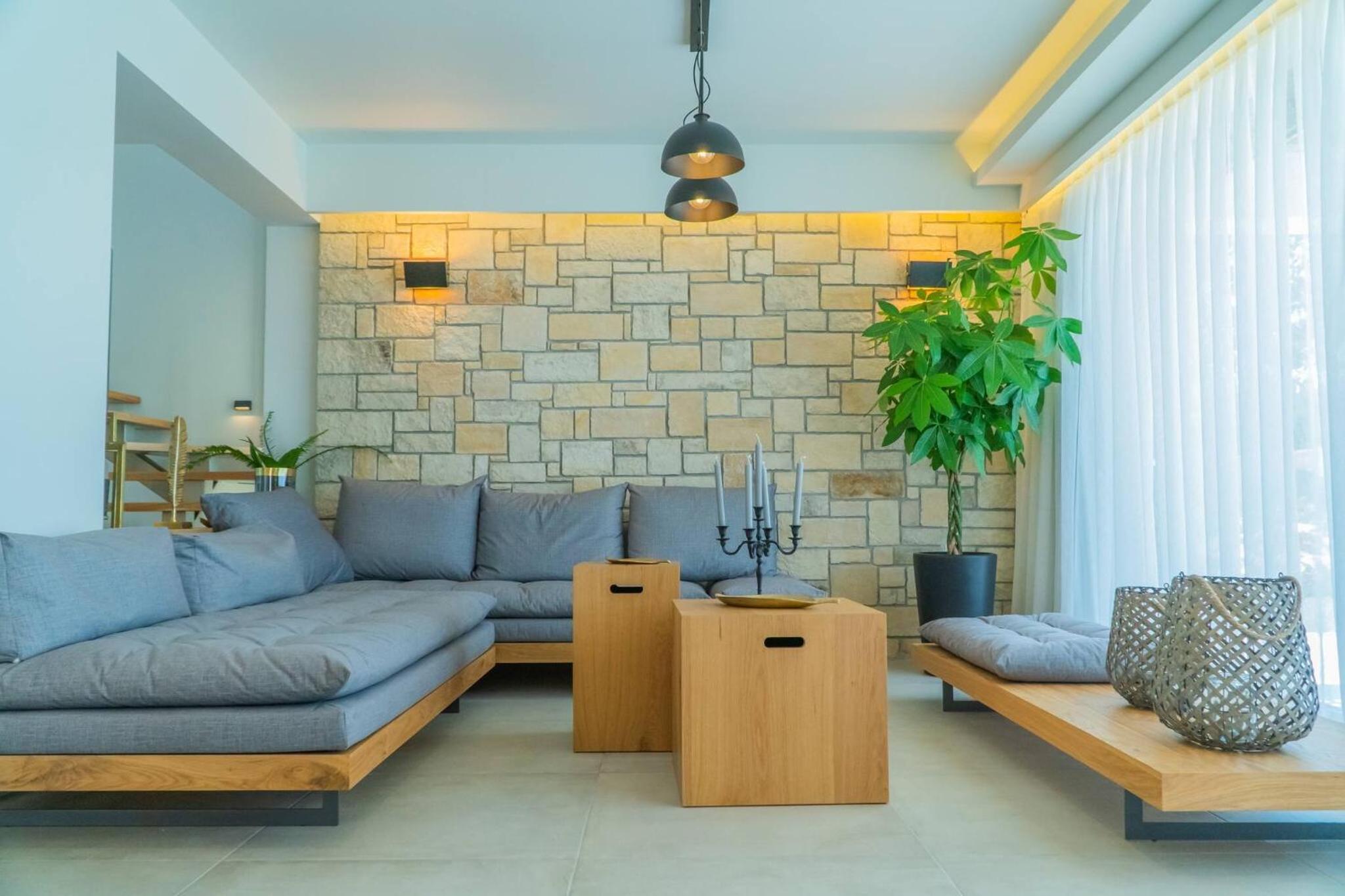 Villa photo 1