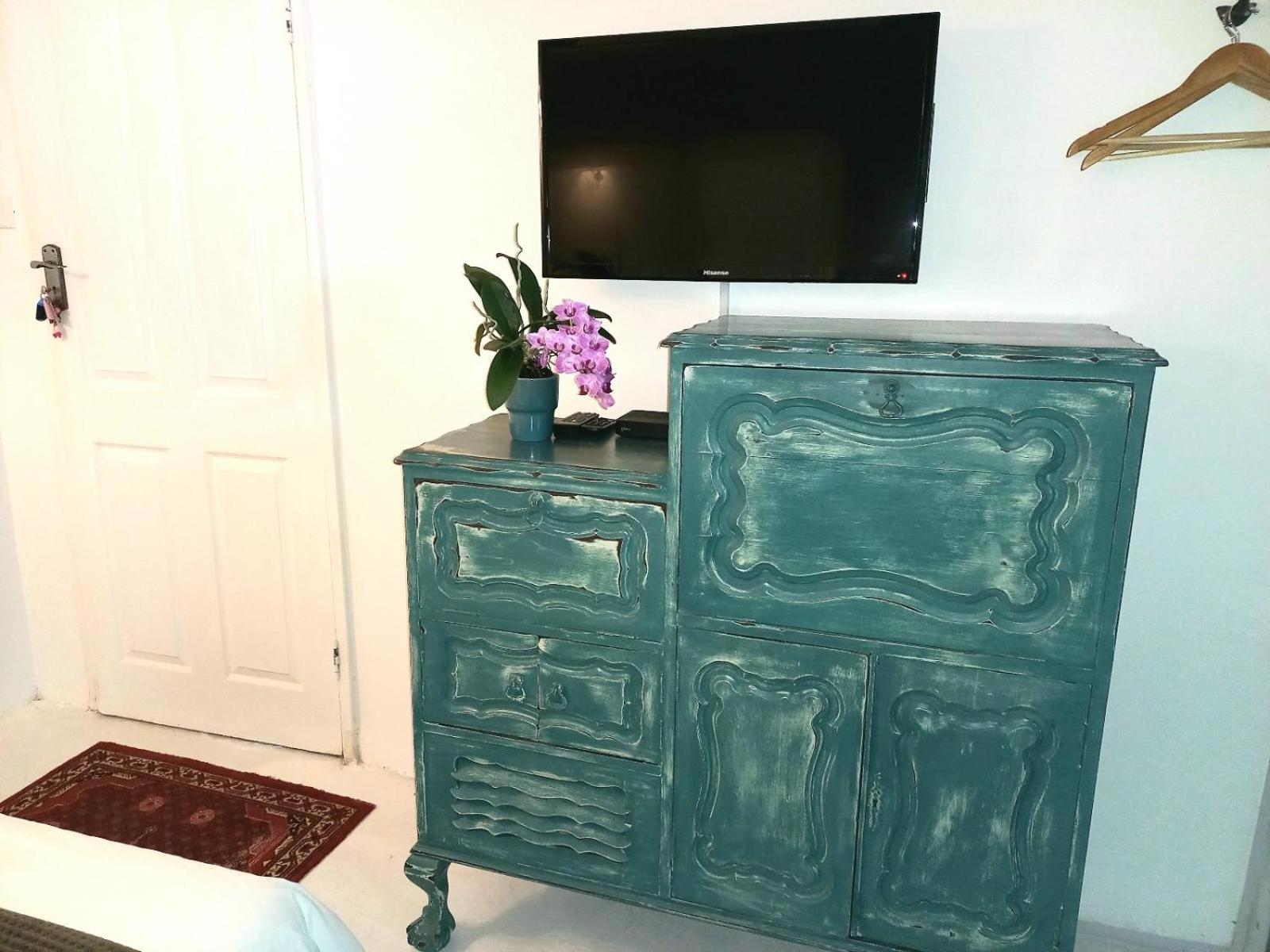 Budget Double Room photo 2
