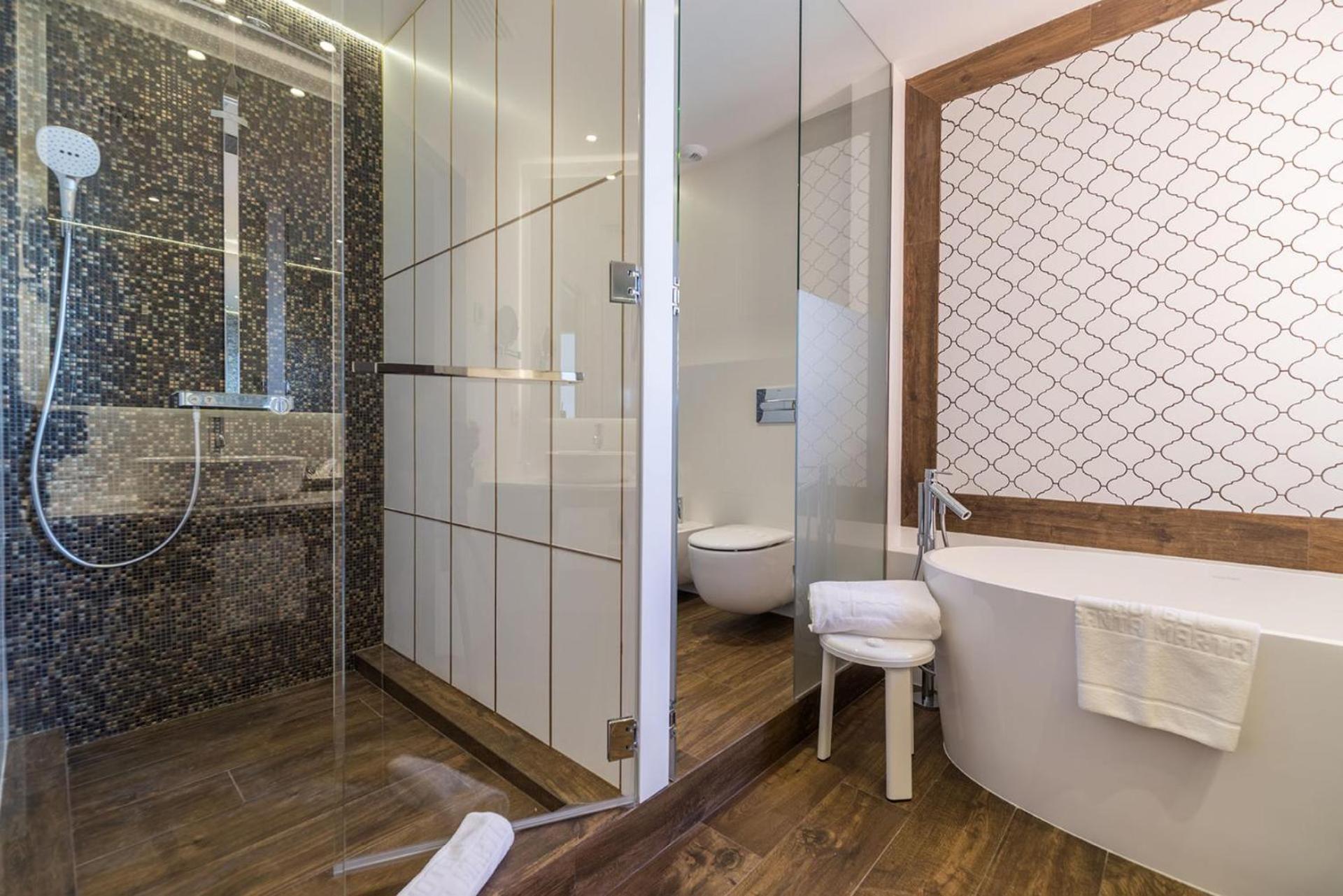 Suite Junior con Terraza Suite Junior con Terraza