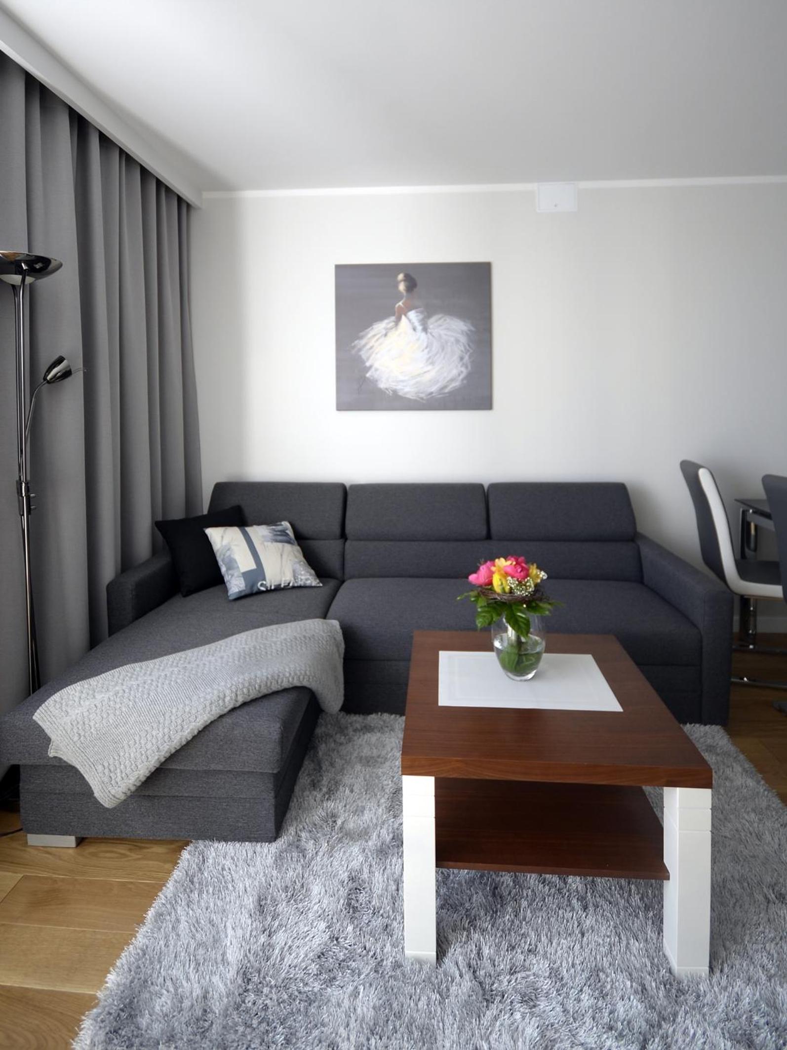 One-Bedroom Apartment - Photo 35