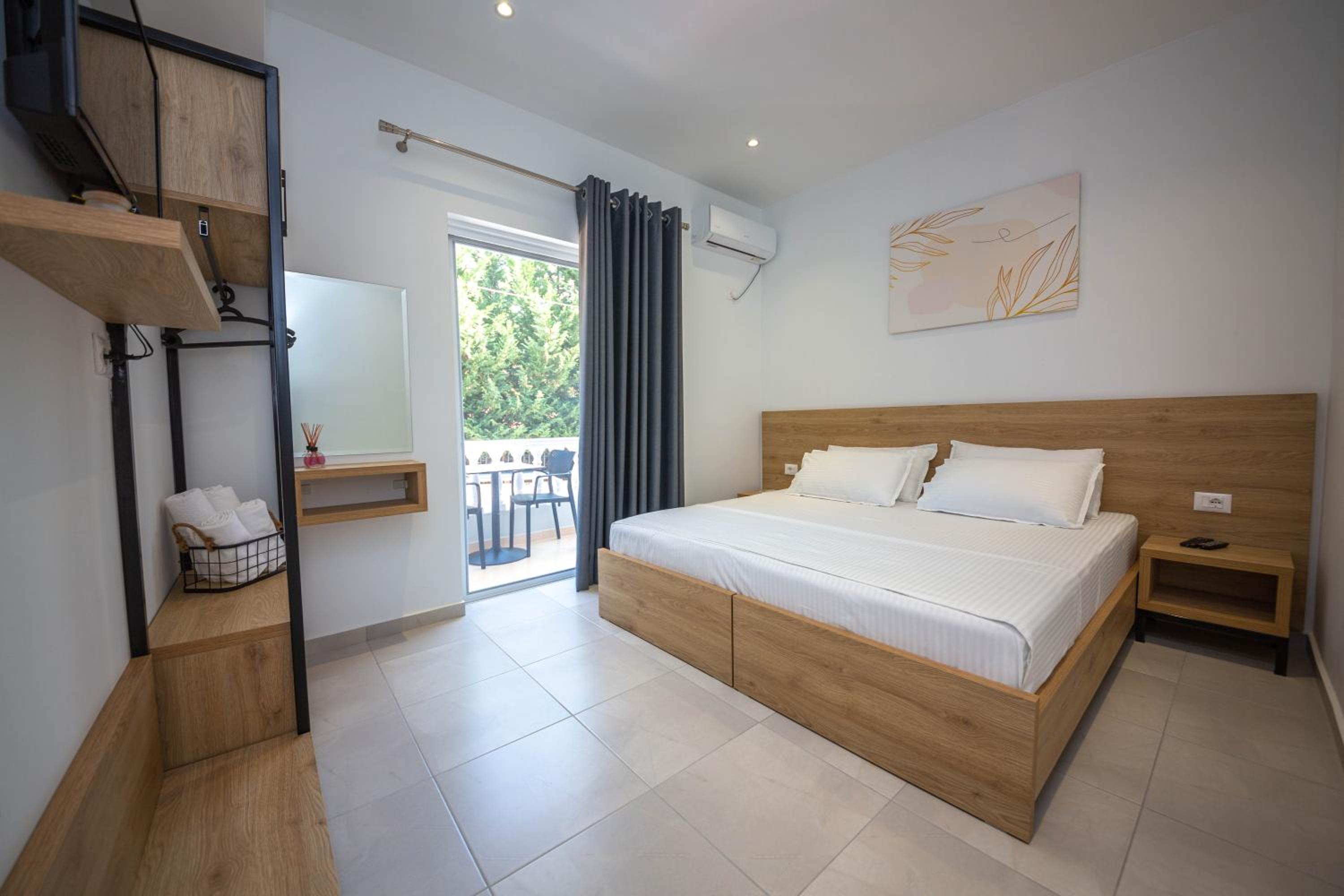 Standard Double Studio with Balcony photo 1