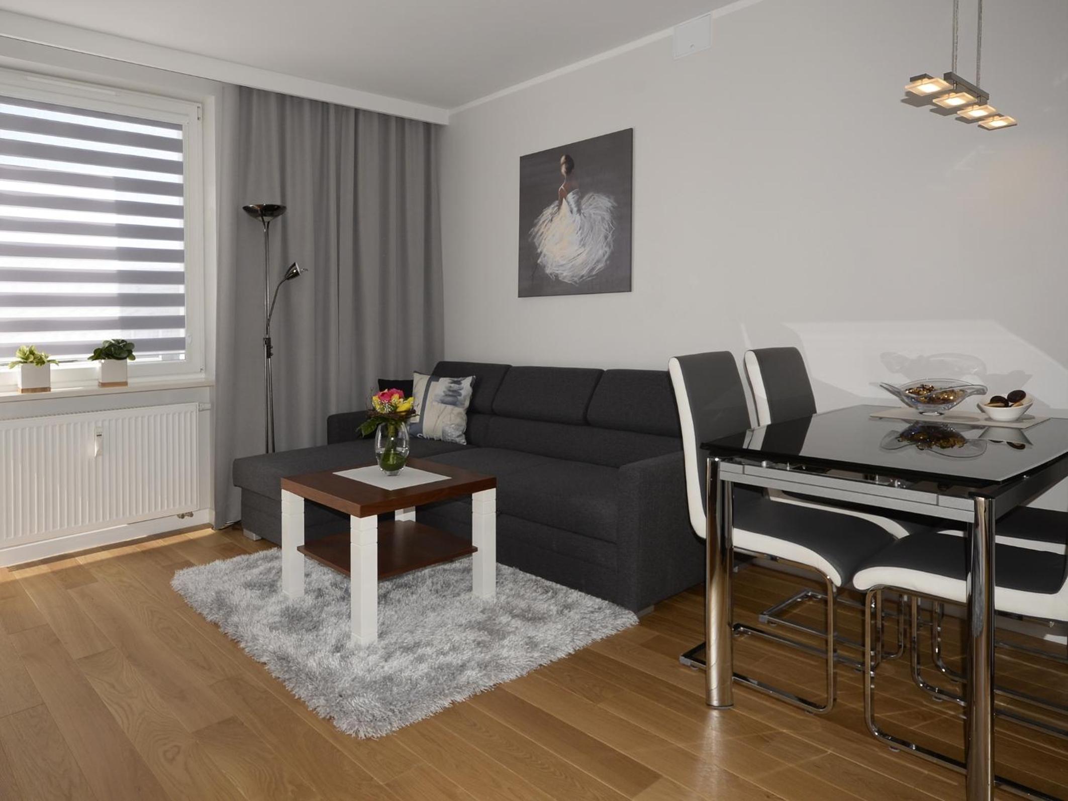 One-Bedroom Apartment - Photo 15