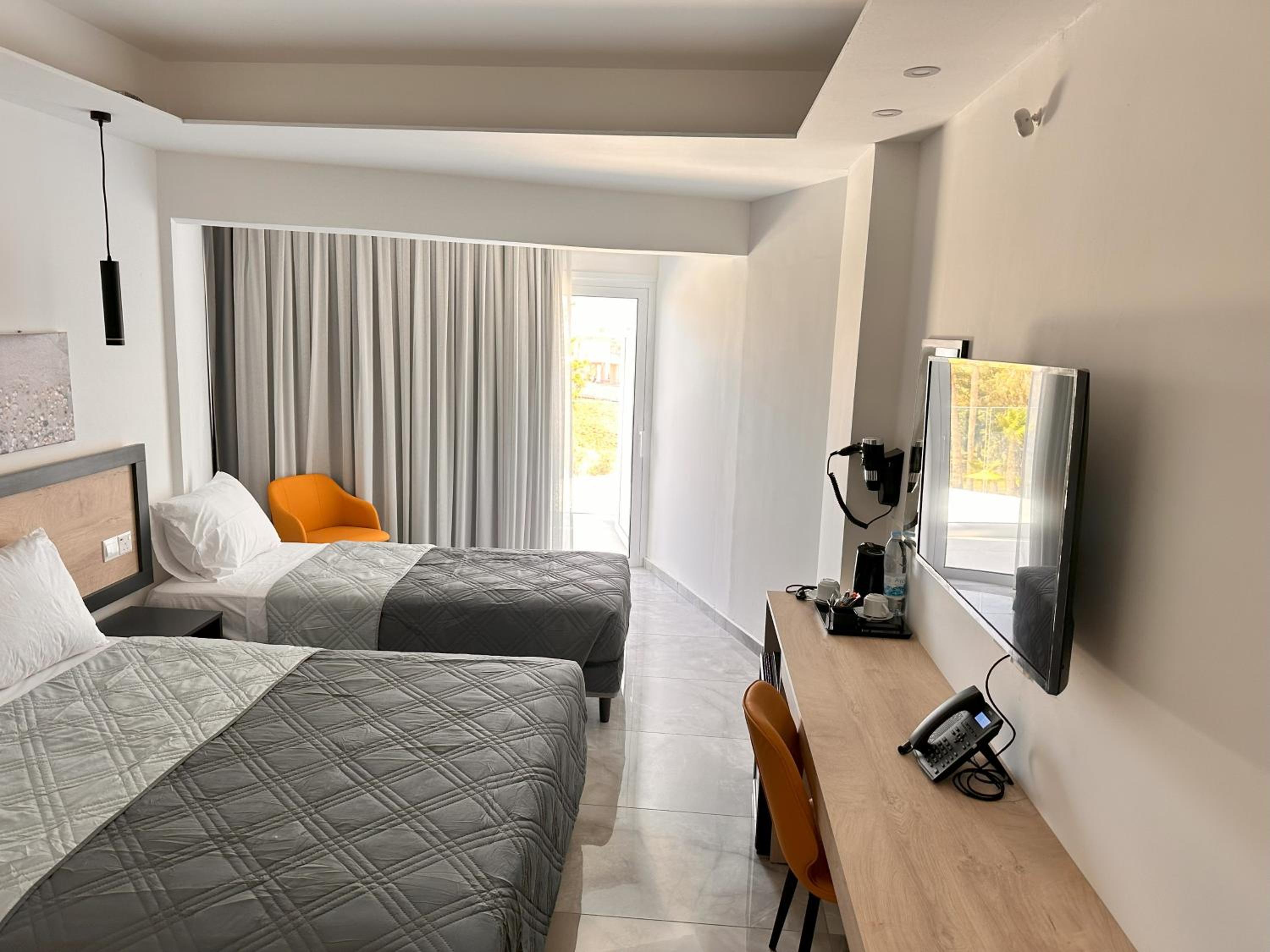 Triple Room with Mountain View - Photo 1