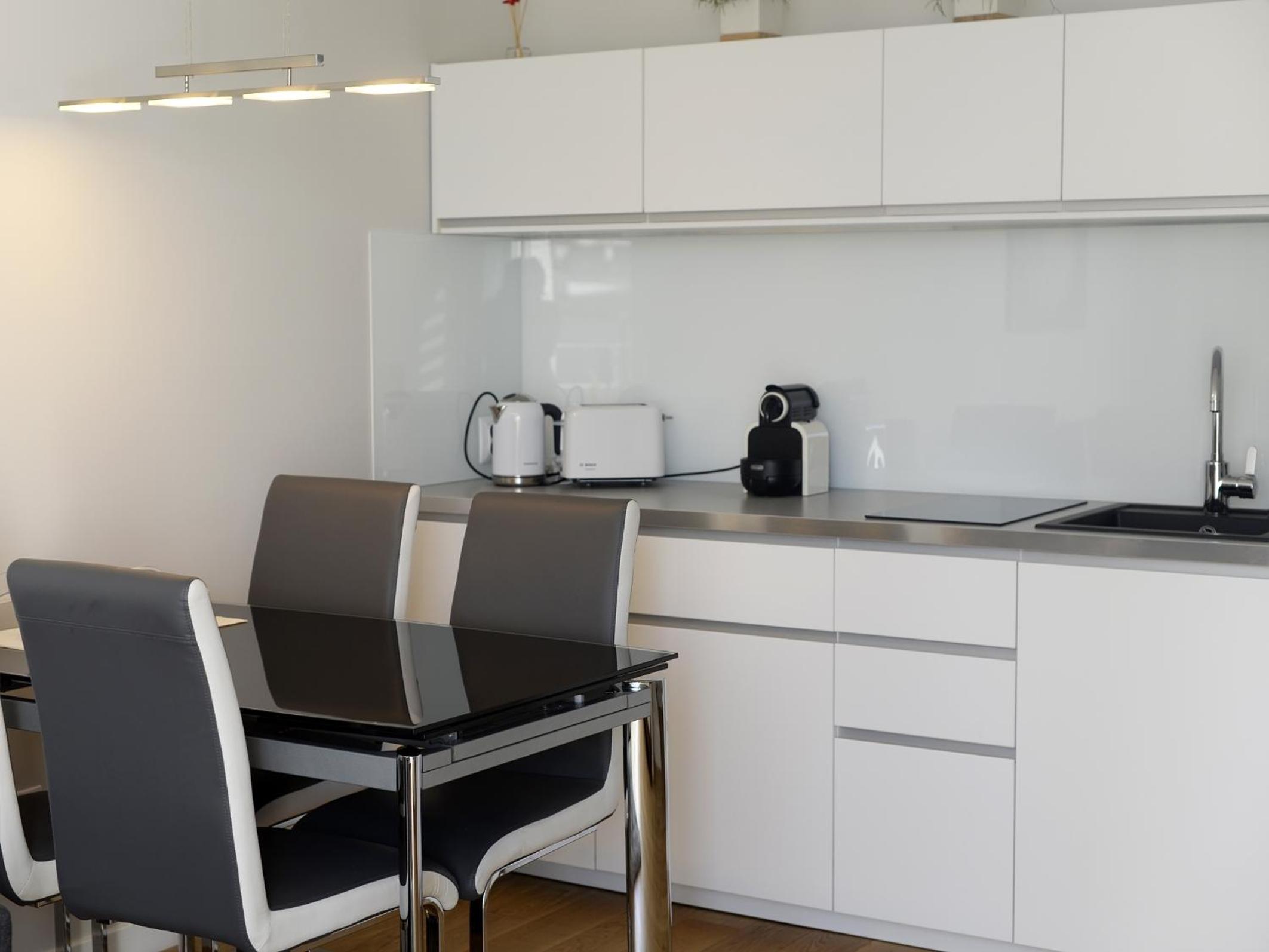 One-Bedroom Apartment - Photo 33