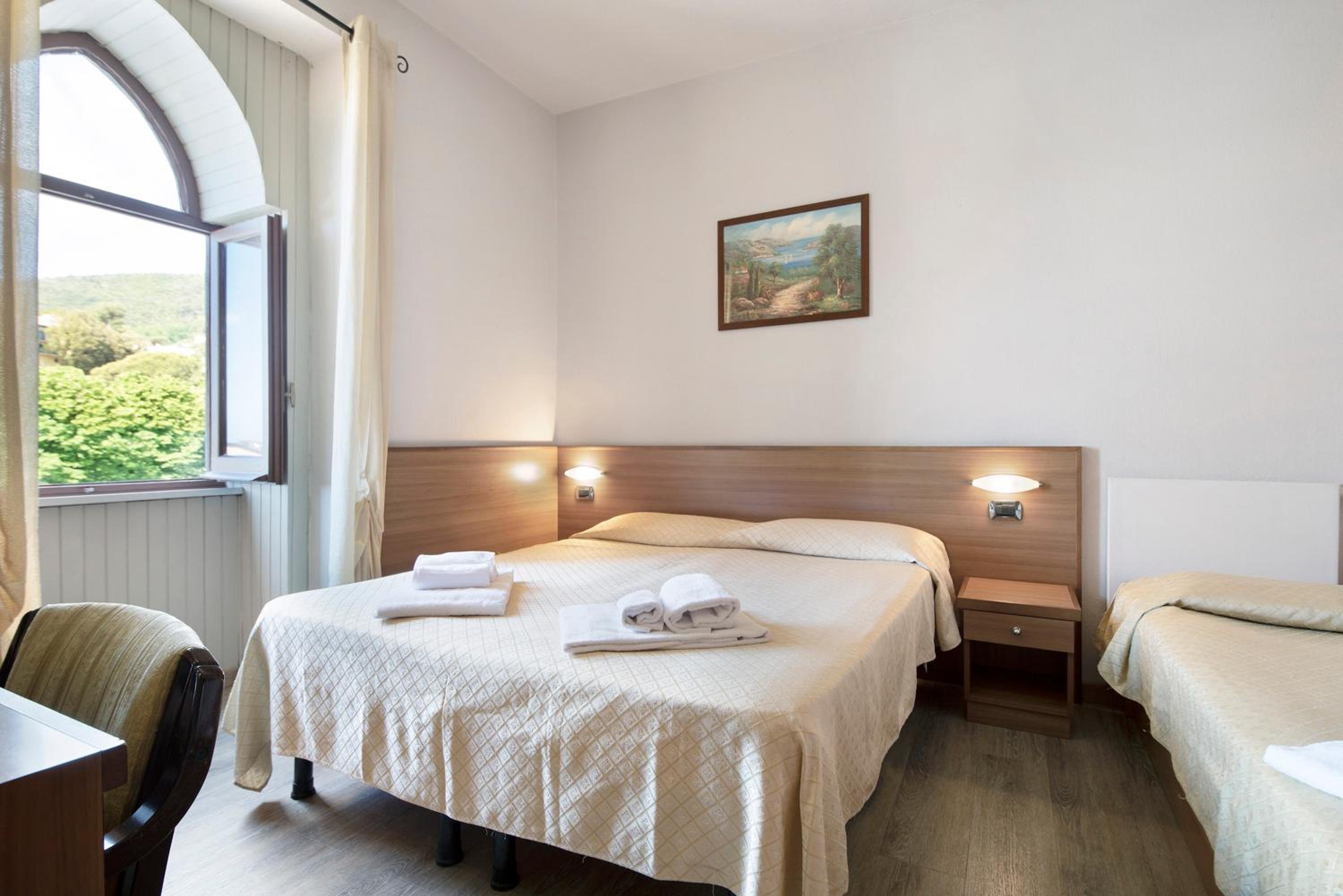One-Bedroom Apartment with Garden View photo 1