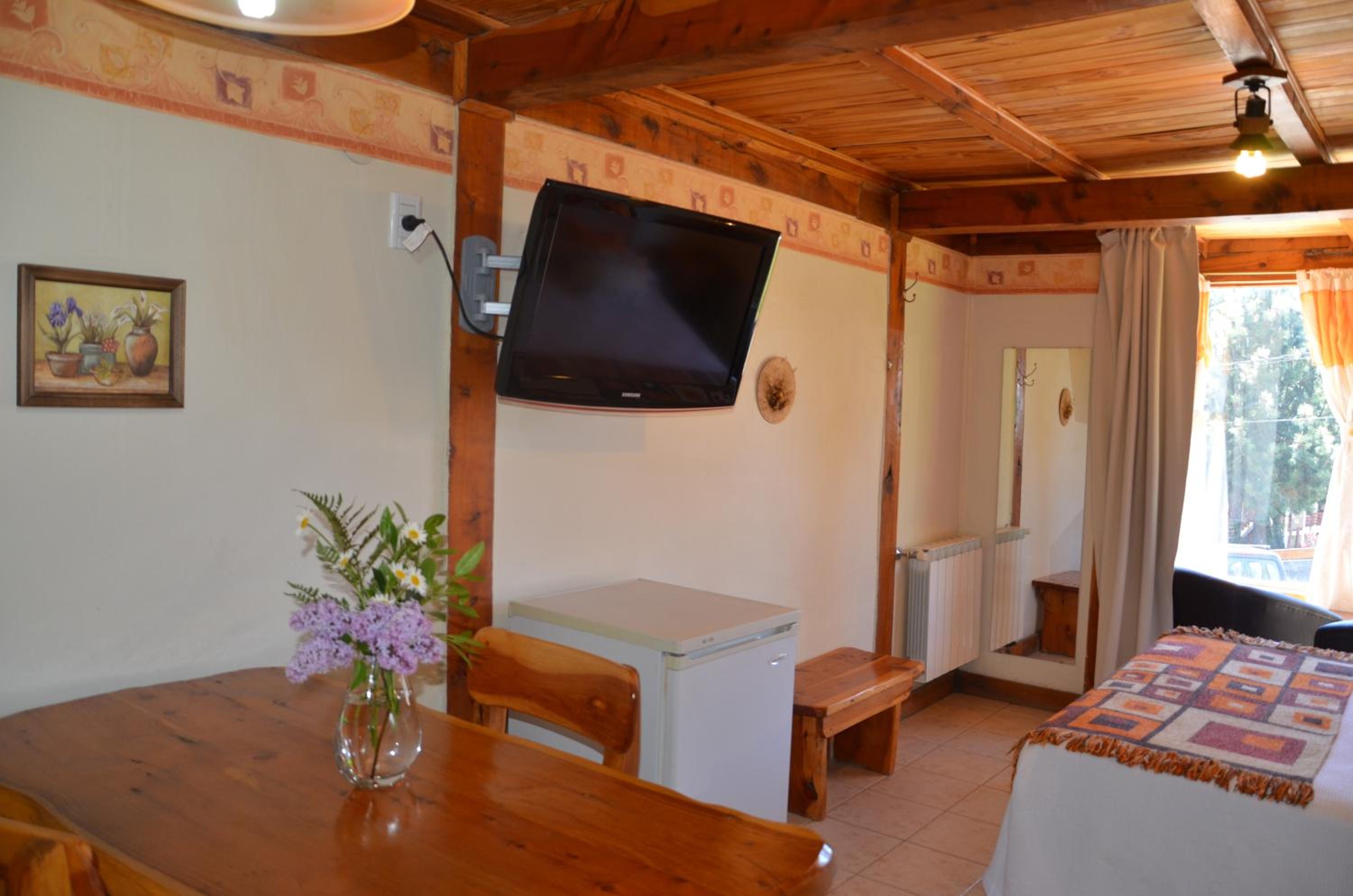 Bungalow (2 Adults)