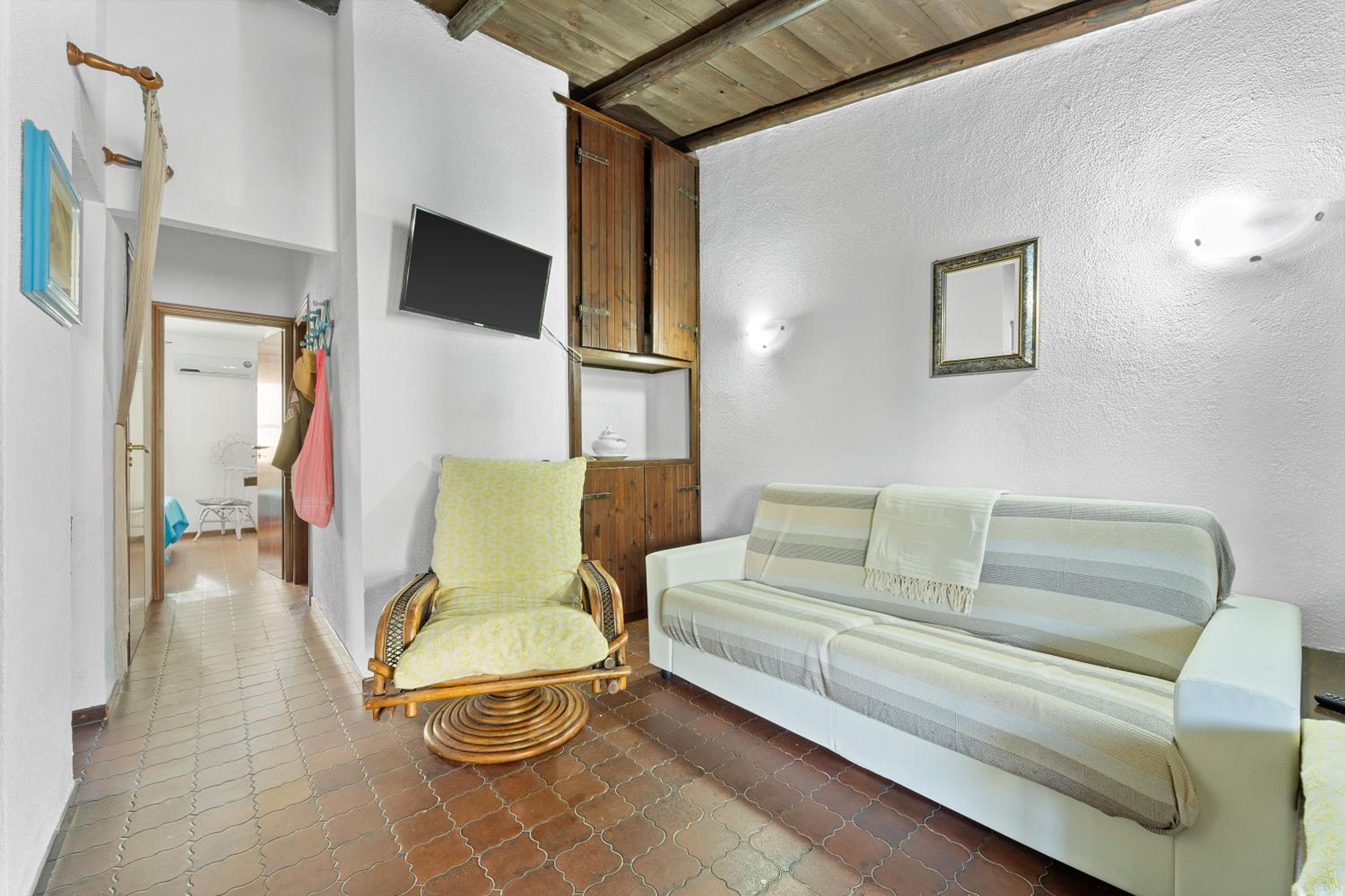 Two-Bedroom House photo 2