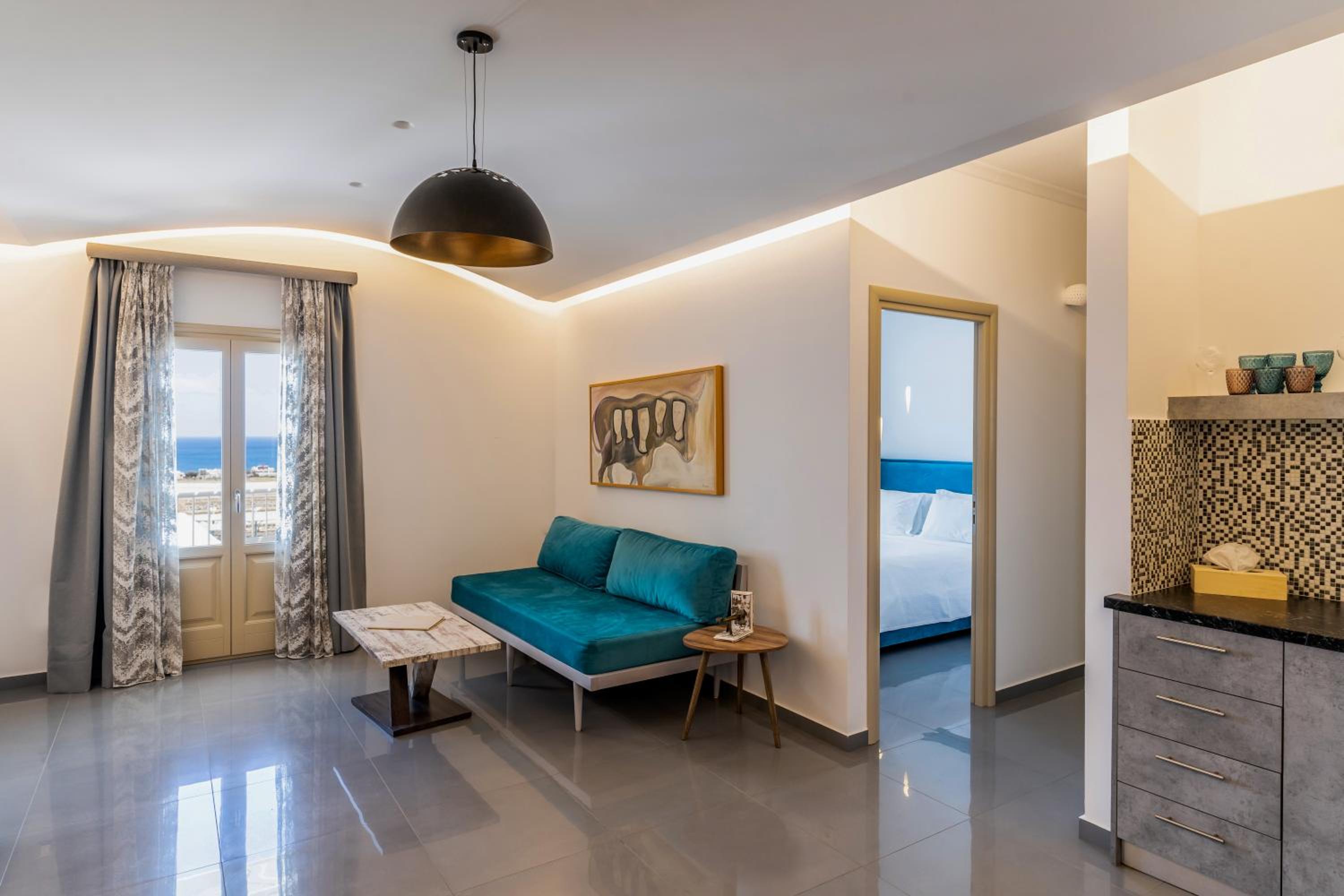 Senior Suite with Sea View & Outdoor Jetted Tub photo 2