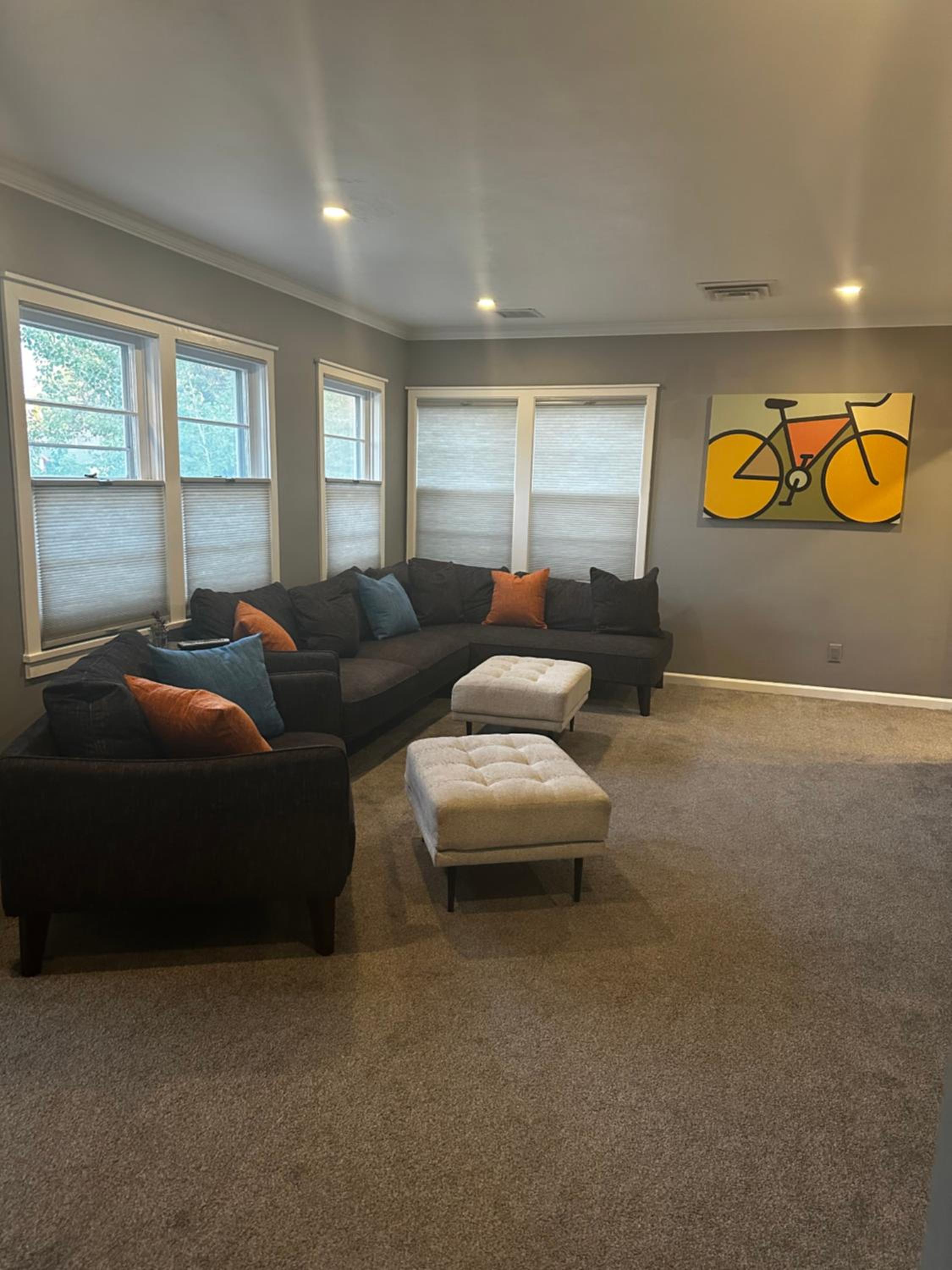 Four-Bedroom House photo 2