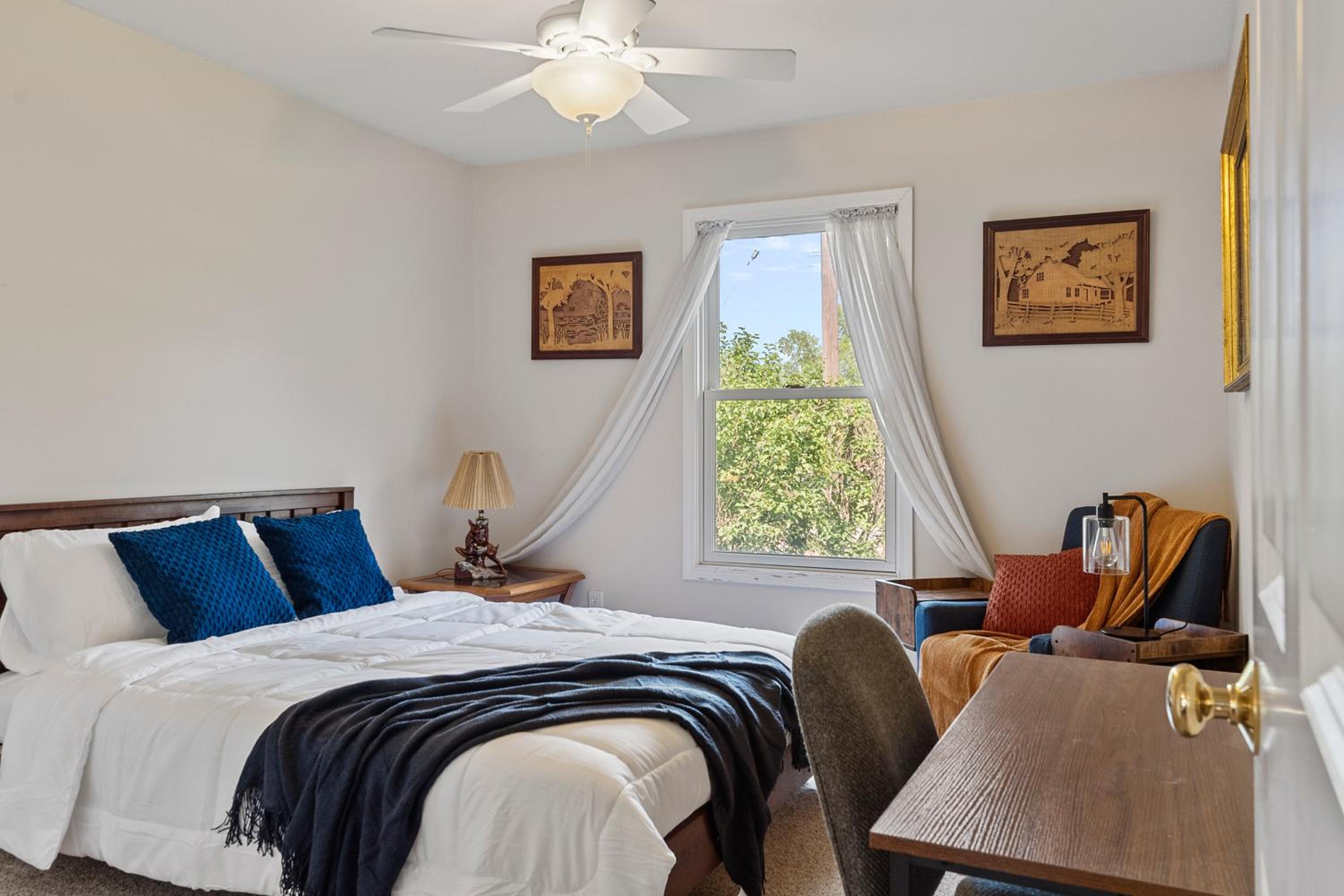Three-Bedroom House photo 1