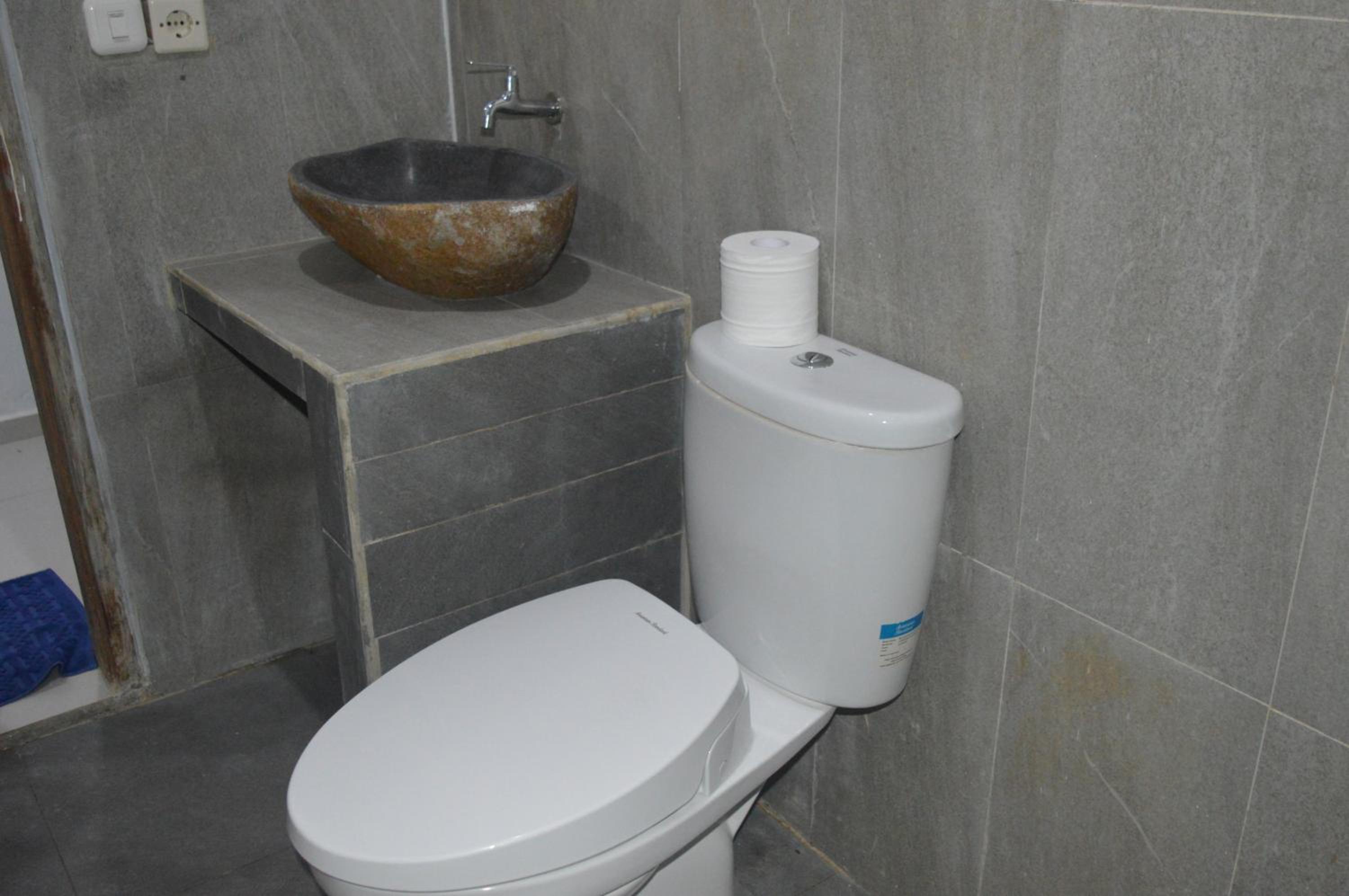 Double Room with Private Bathroom photo 2