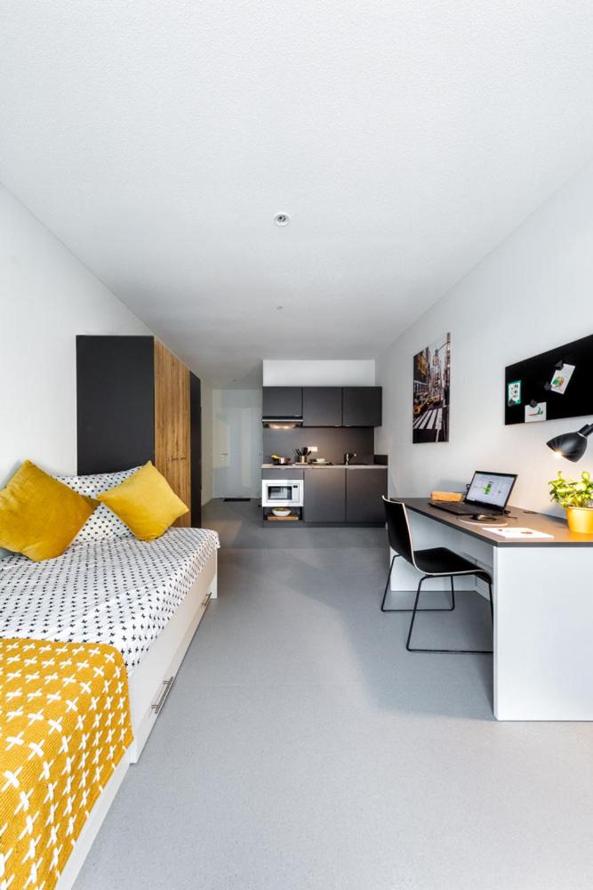Studio Apartment photo 3