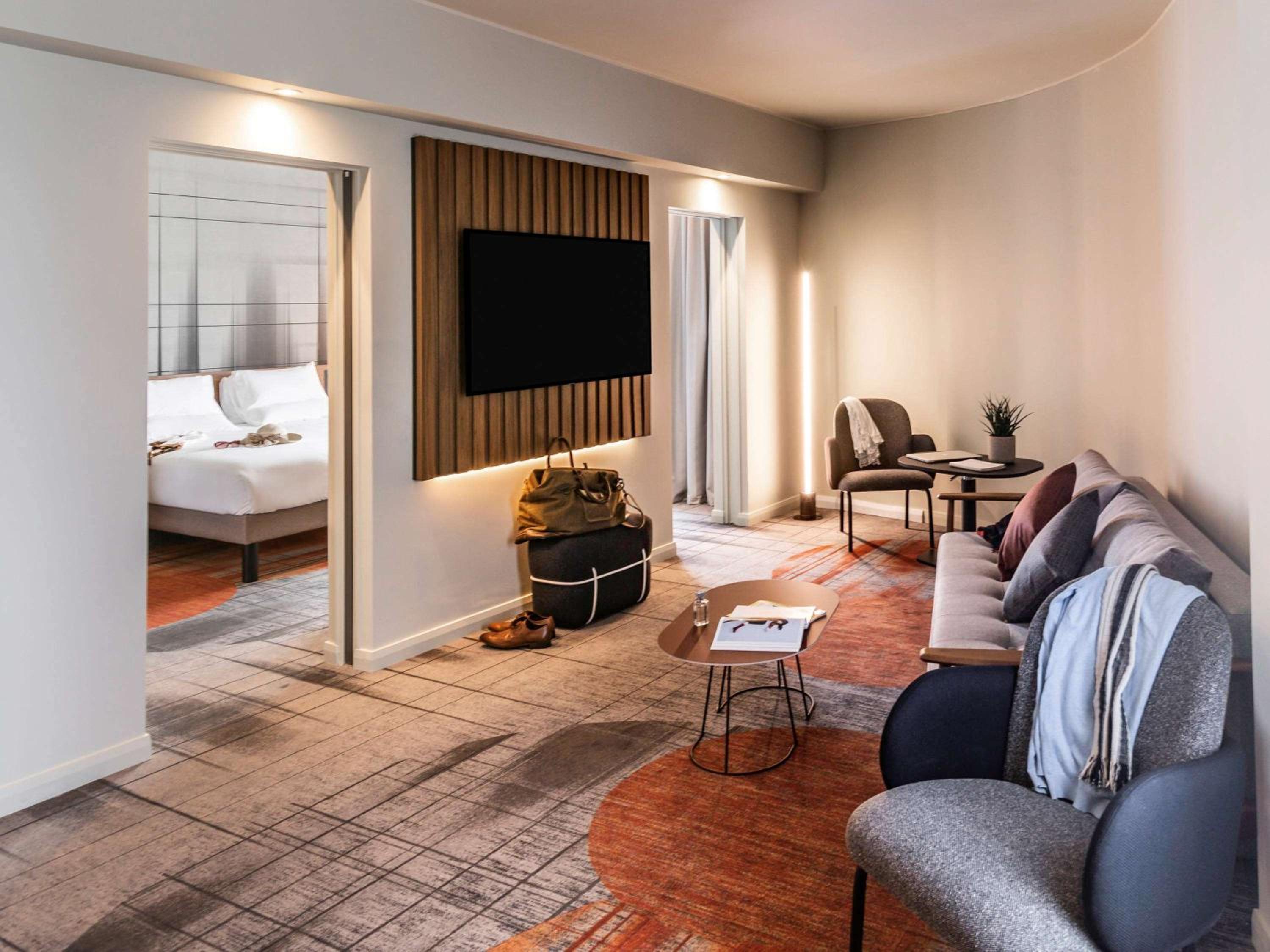Superior King Suite - Photo 1