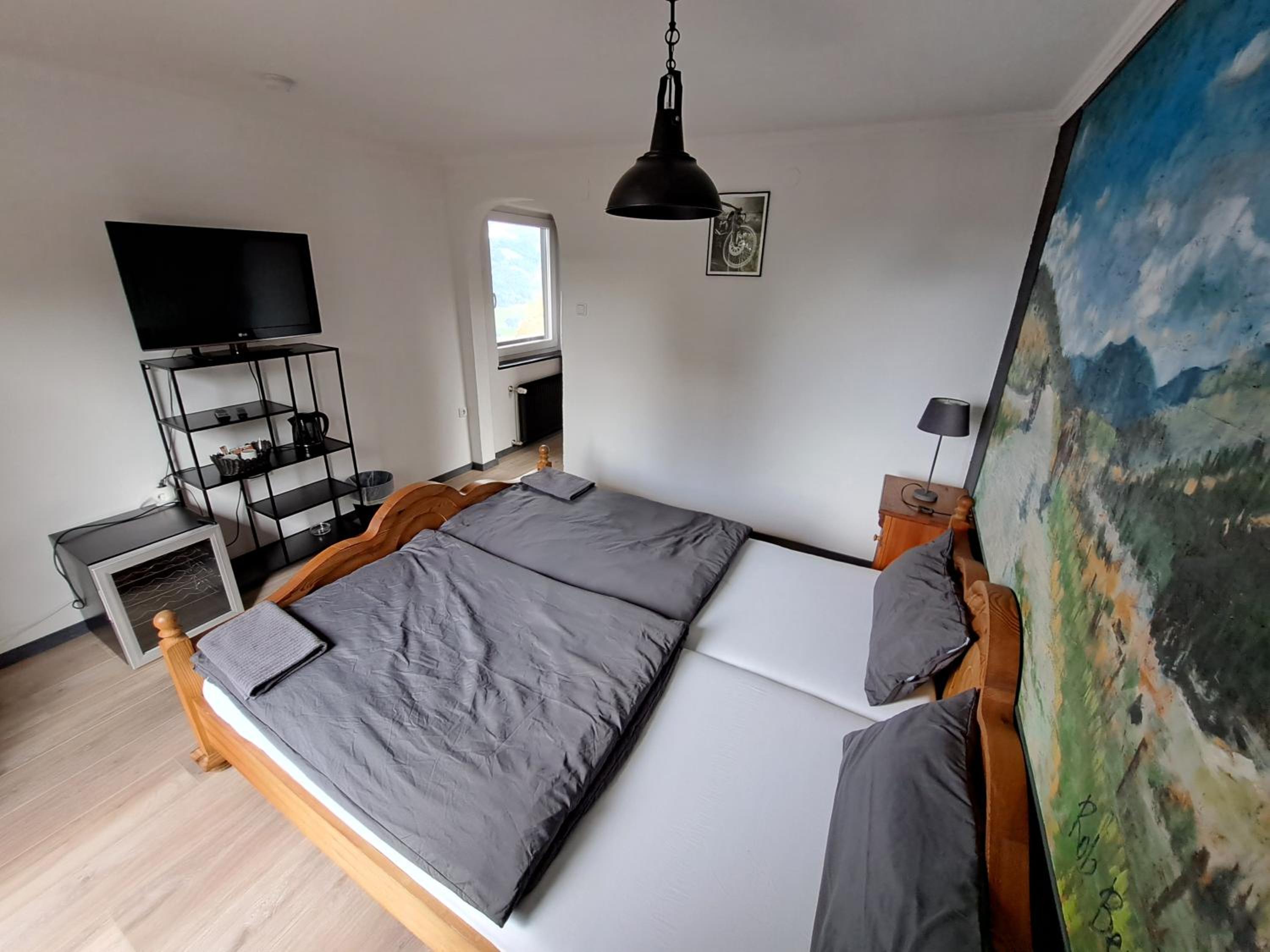 Deluxe Double Room with Balcony photo 3