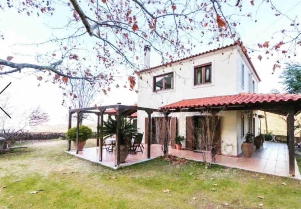 Two-Bedroom House - Photo 10