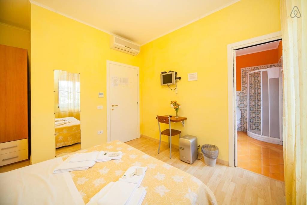 Economy Double or Twin Room - Photo 1