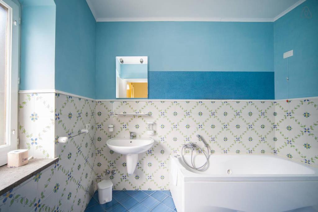 Double or Twin Room - Photo 13