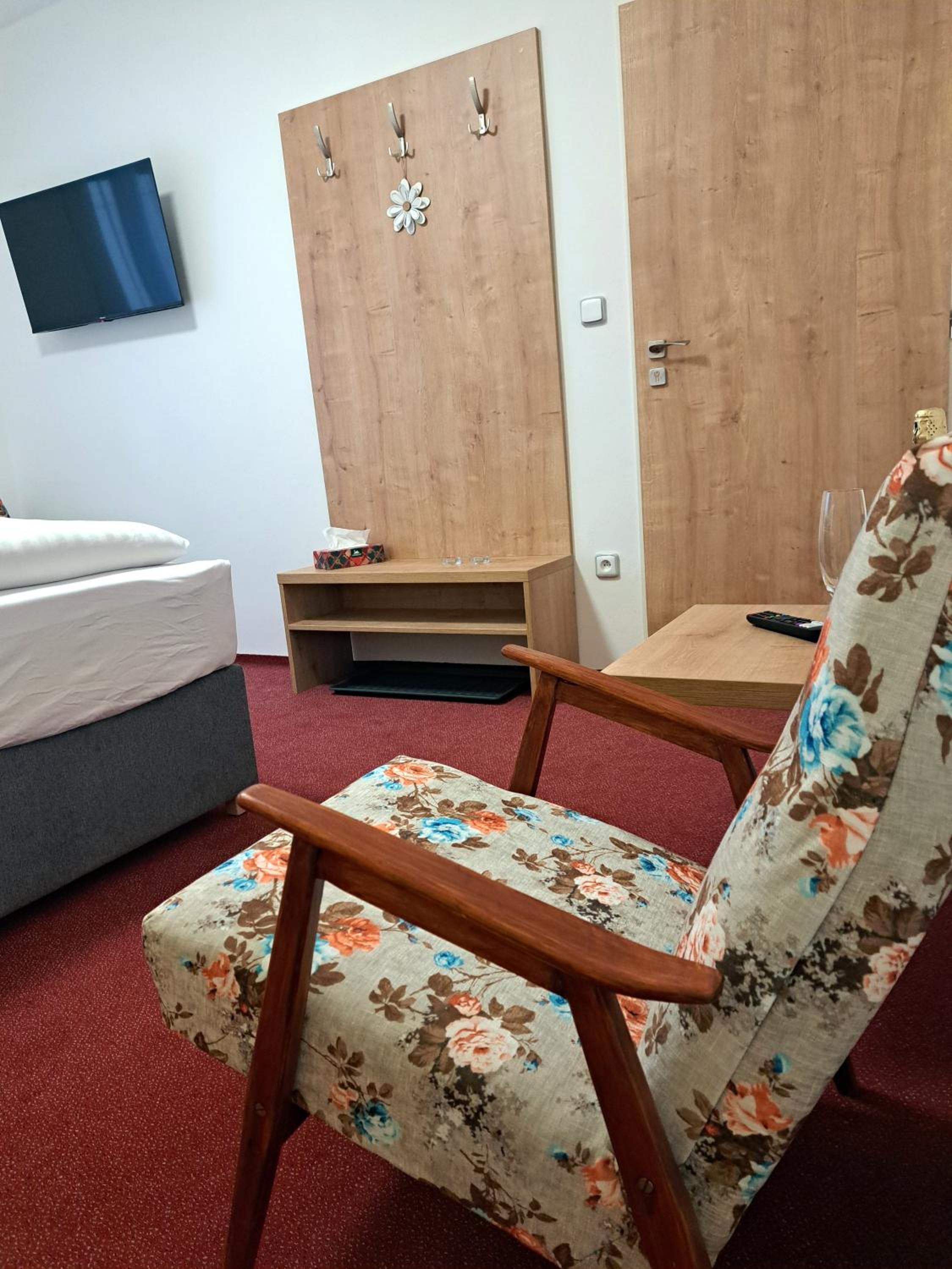 Double Room photo 2