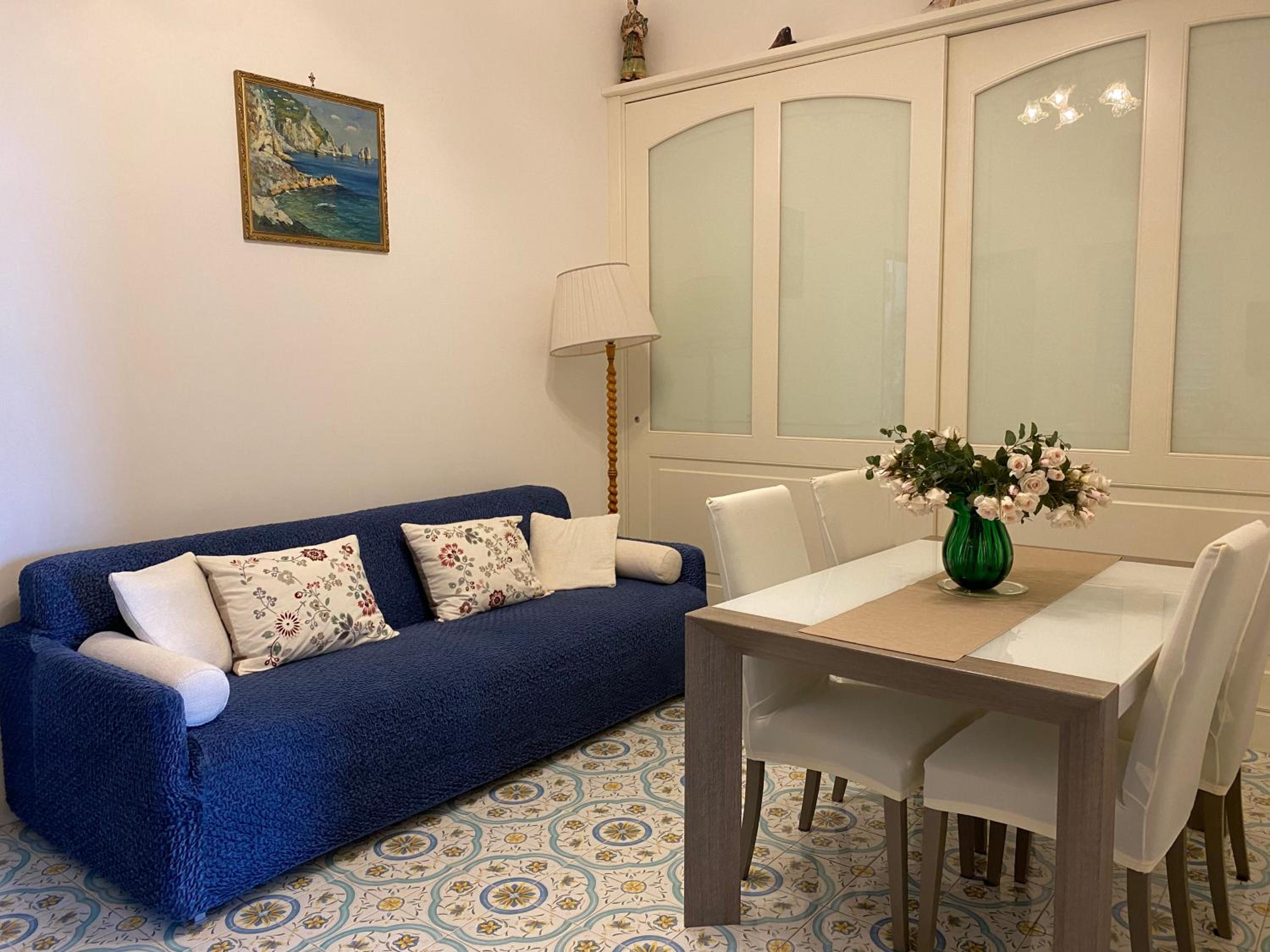 One-Bedroom House photo 2