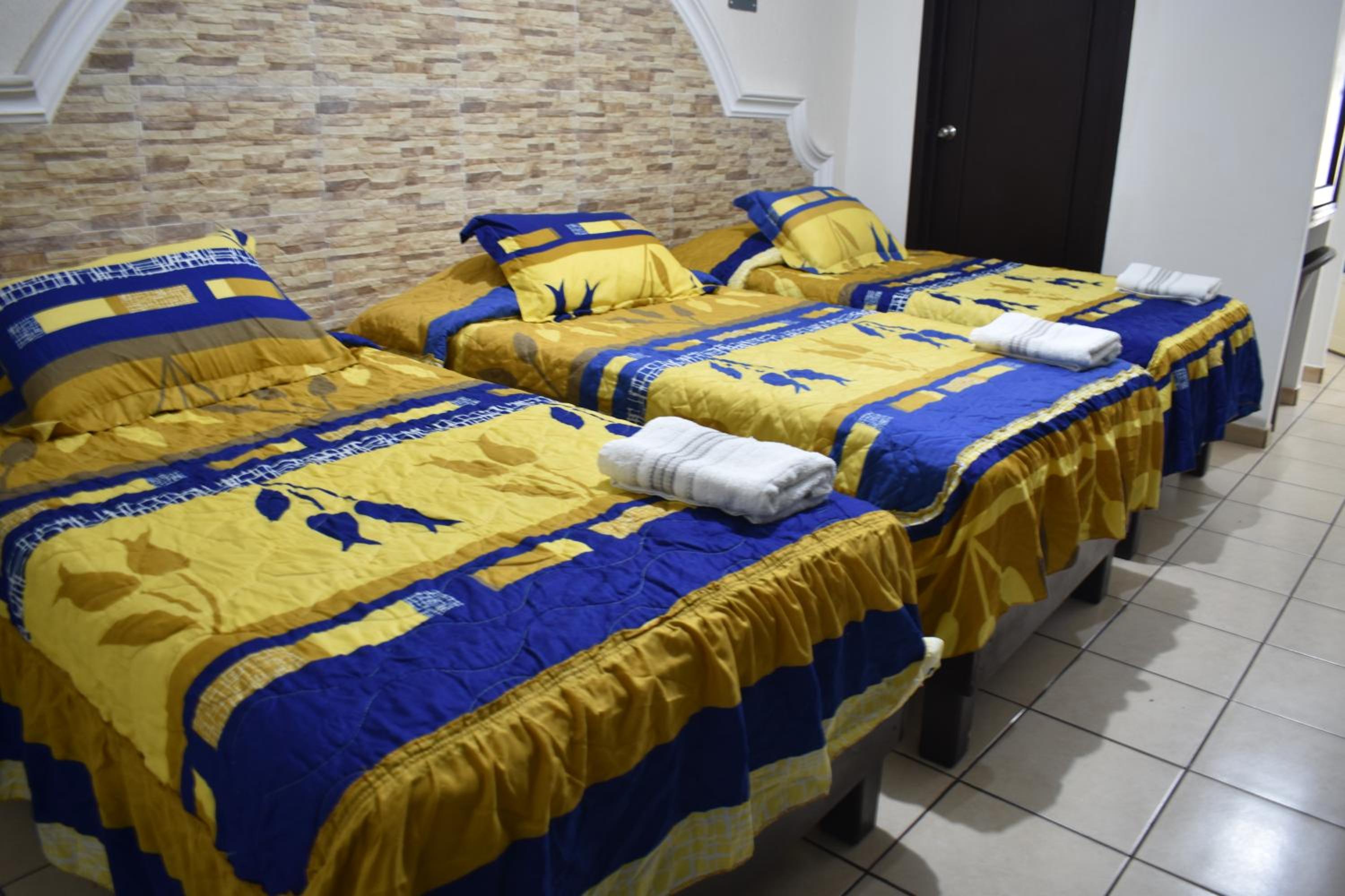 Triple Room - Photo 6