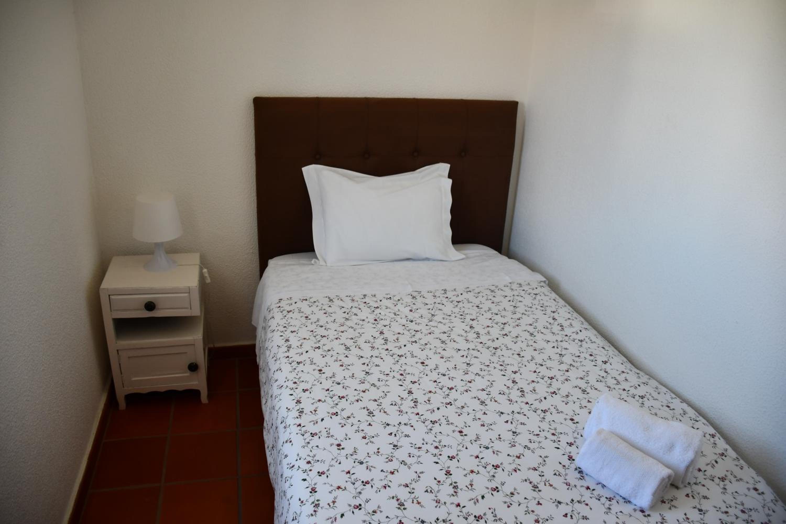 Double Room with Extra Bed - Photo 6
