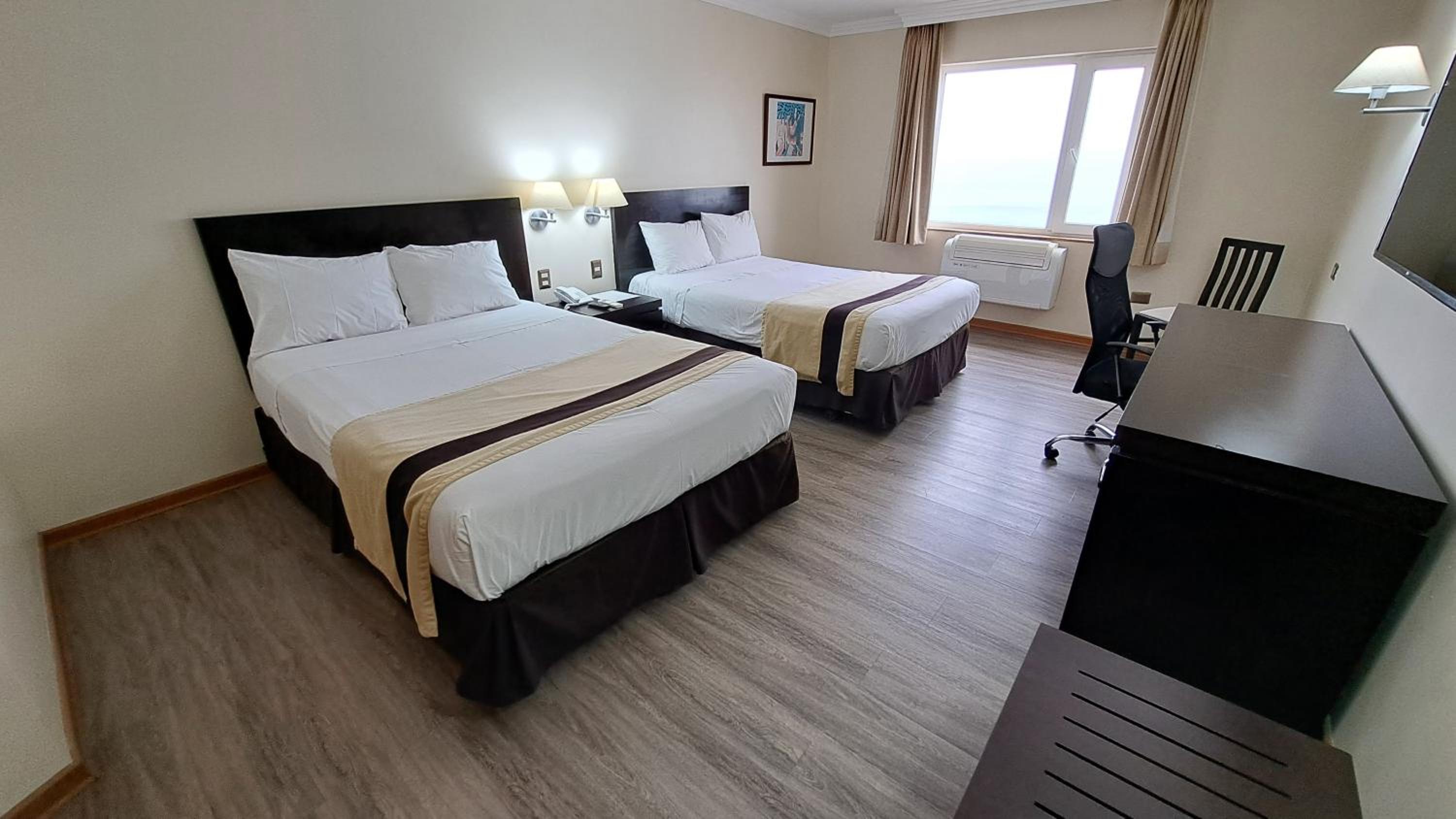 Twin Room with Sea View photo 3