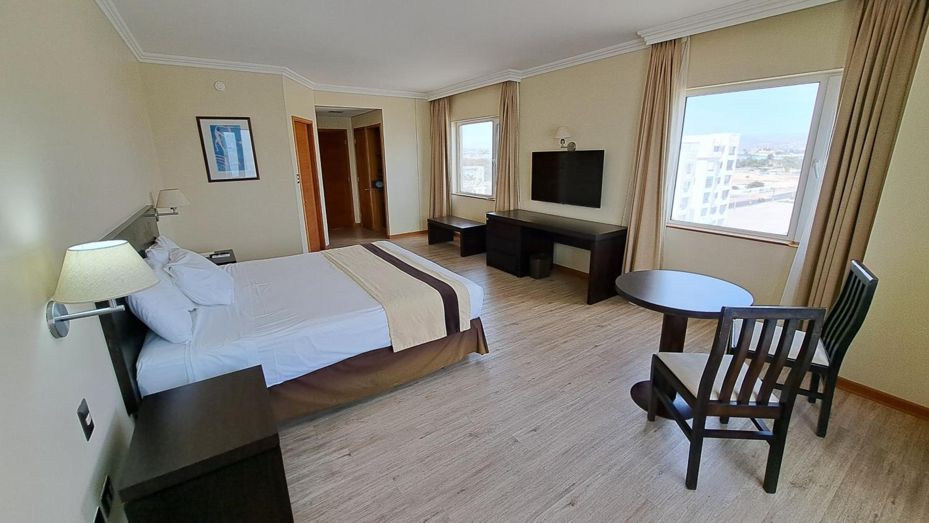 Double Room with Sea View - Photo 4