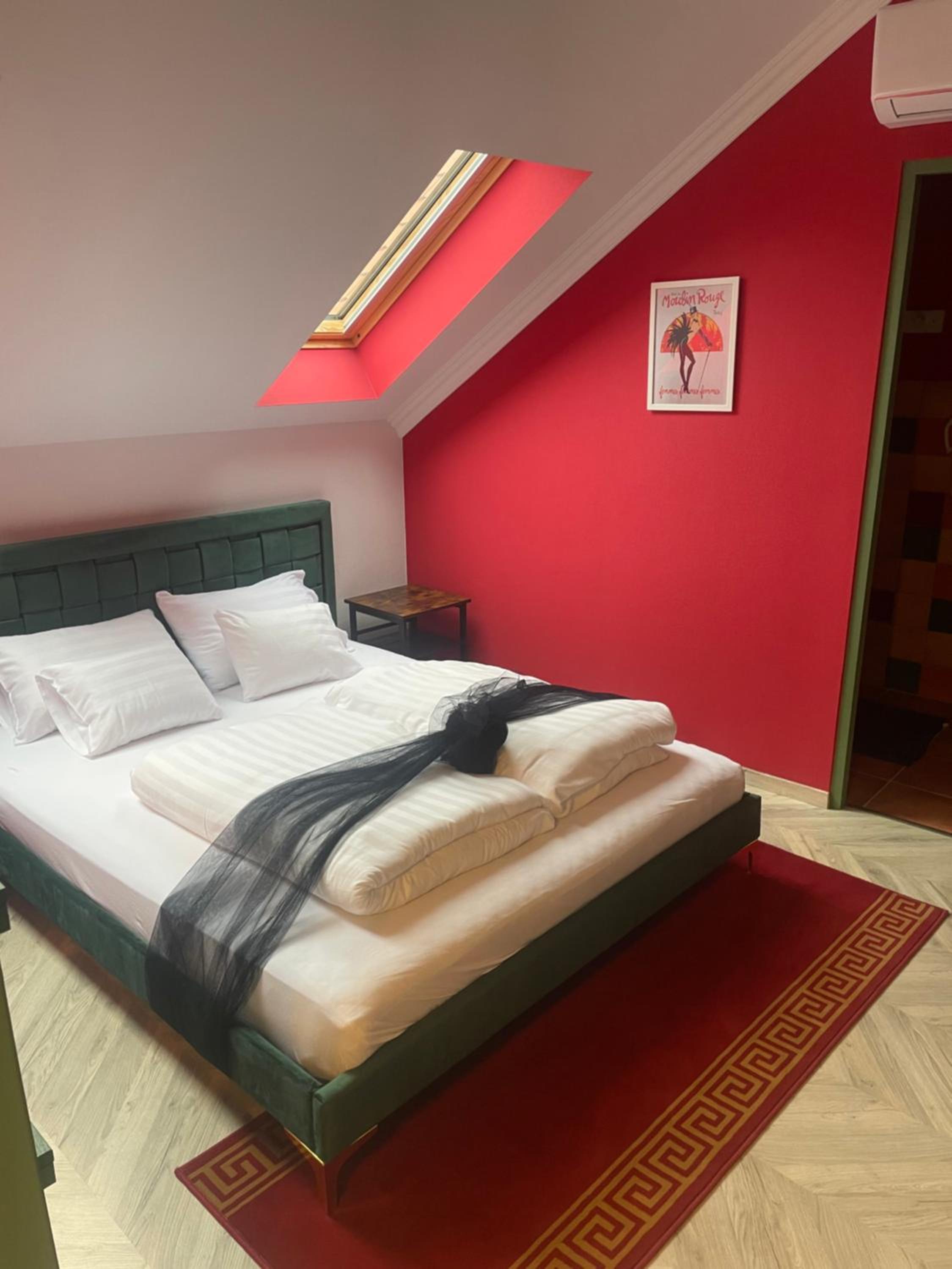 Studio Apartment - Photo 6