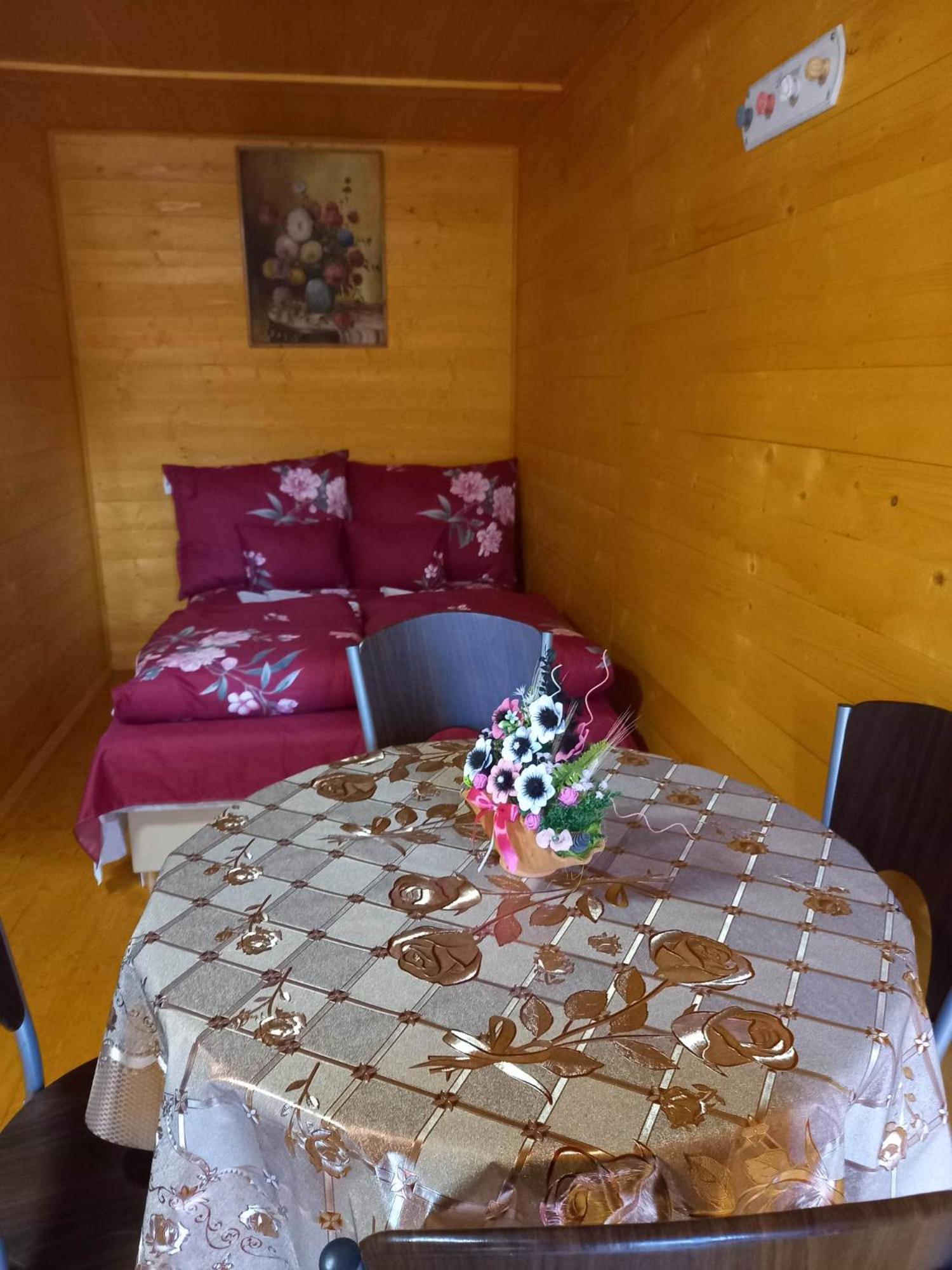 Twin Room with Garden View - Photo 4